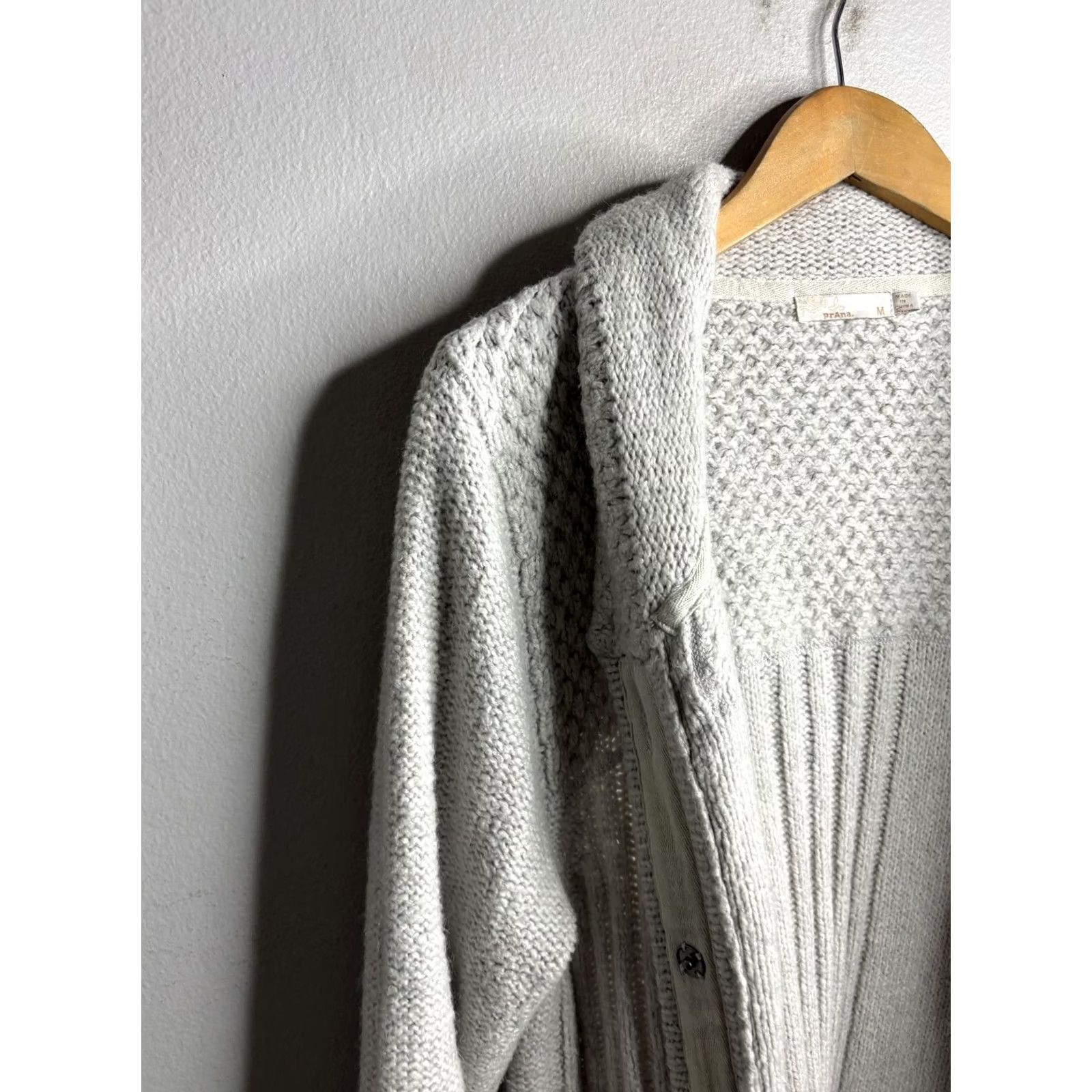 Prana prAna Cardigan Womens Medium Gray Knit Longline Pockets Collared Button Front Sweater Size M / US 6-8 / IT 42-44 - 2 Thumbnail