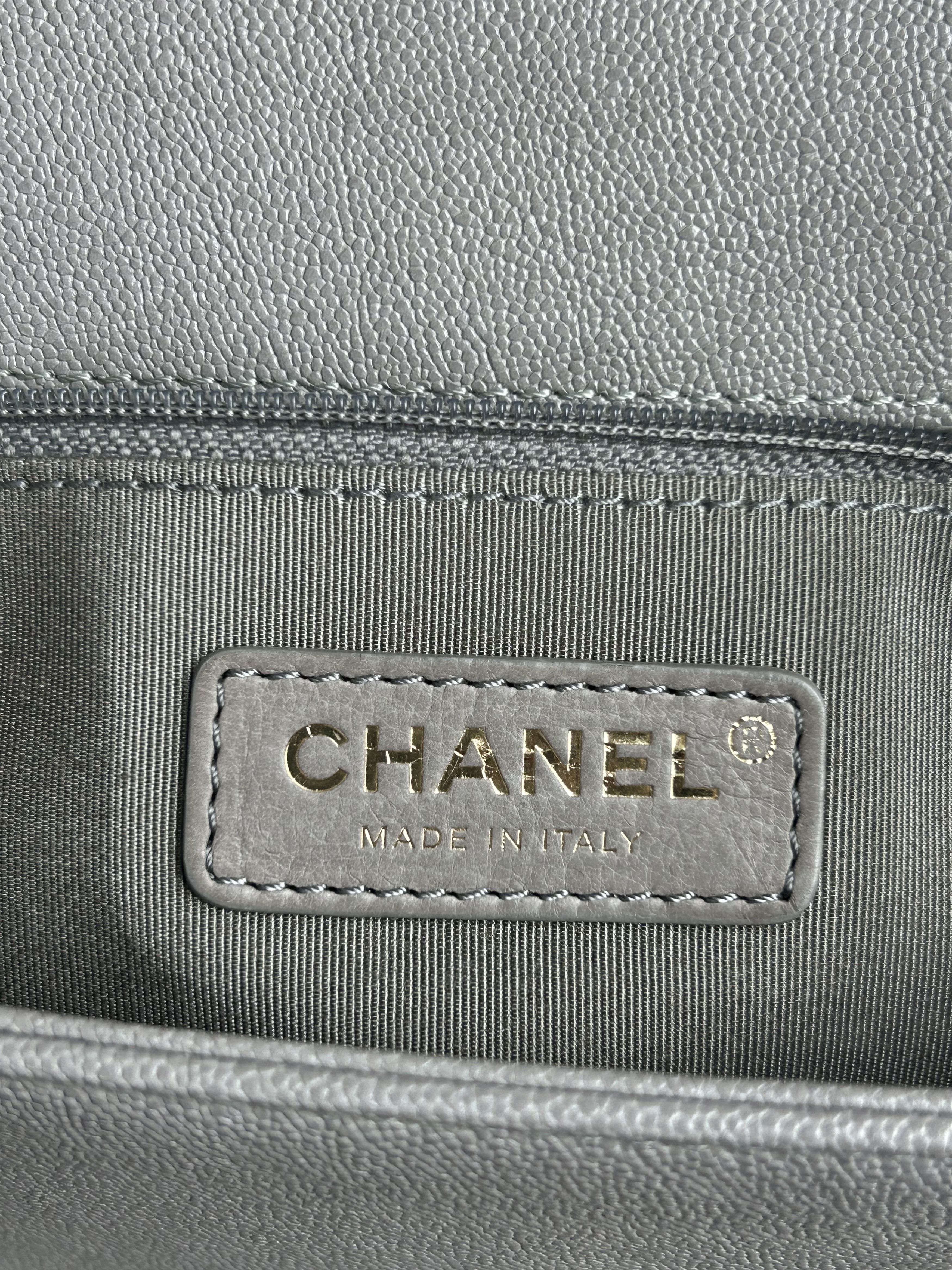 Chanel Chanel Light Grey Quilted Caviar Large Boy Bag Size ONE SIZE - 5 Thumbnail