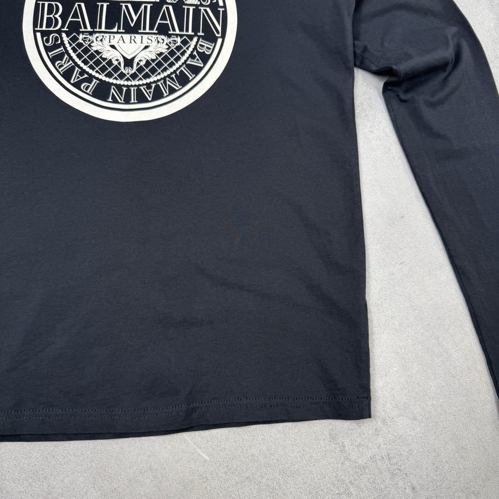 Balmain Balmain Paris Long Sleeve T-Shirt With Hood Size XS Black Size US XS / EU 42 / 0 - 11 Thumbnail