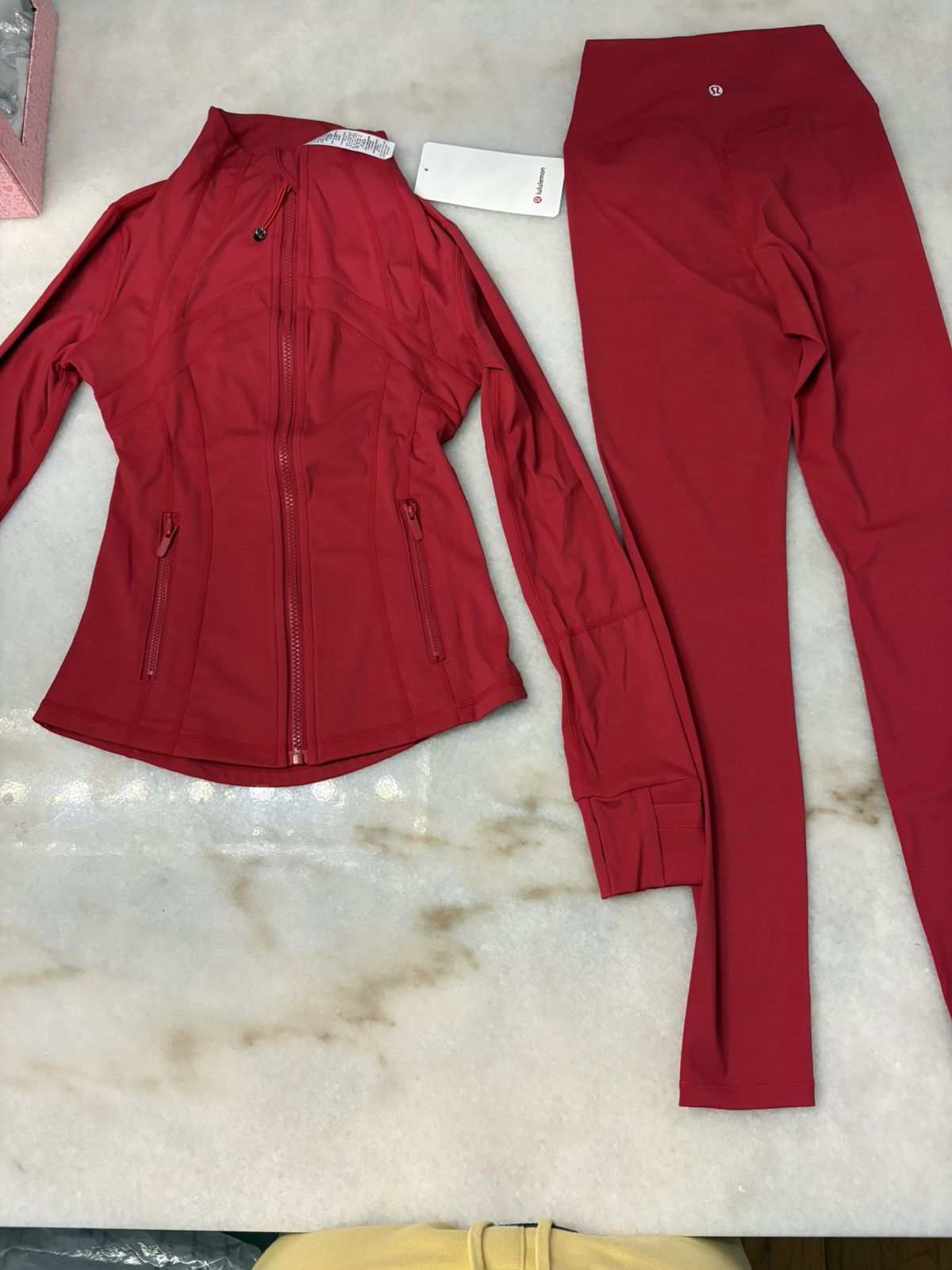 Lululemon Brand New lululemon Set Define jacket and align leggings Size XS / US 0-2 / IT 36-38 - 4 Thumbnail