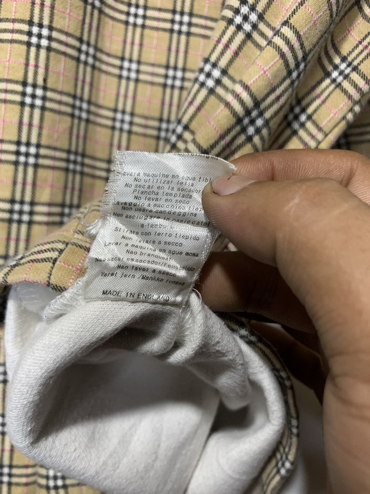 Burberry × Vintage Burberrys iconic Novacheck L/S polo shirt vintage Size L / US 10 / IT 46 - 11 Thumbnail