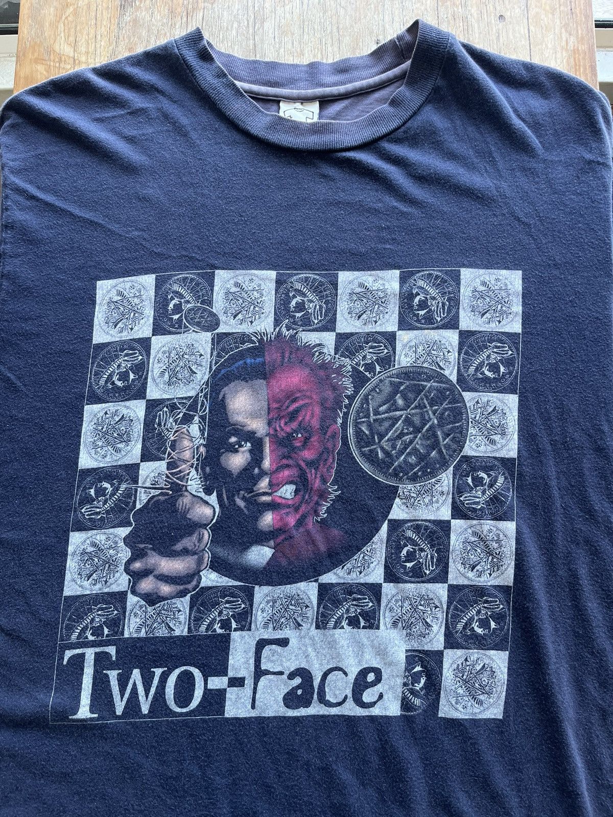 DC Comics × Vintage Vintage TWO-FACE 1995’s Batman Forever DC.Comics T-shirt Size US L / EU 52-54 / 3 - 4 Thumbnail