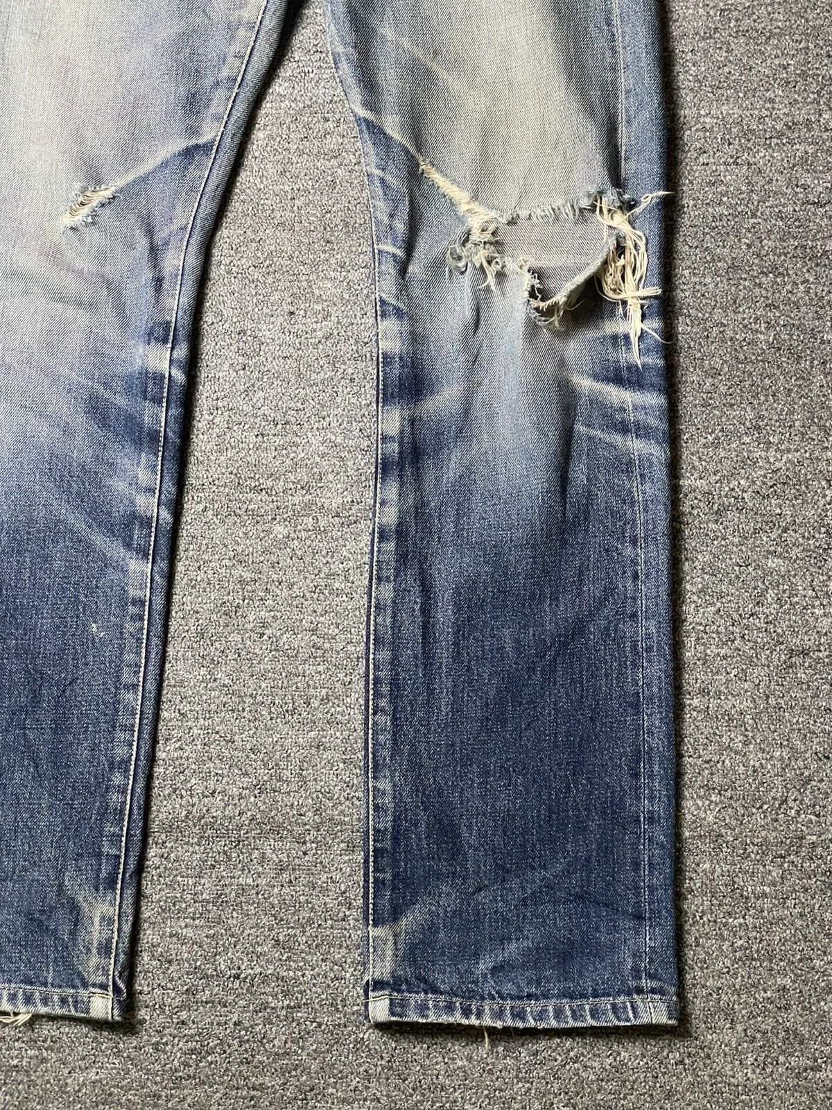 Japanese Brand × Uniqlo UNIQLO Distressed Denim Ripped Jeans (93) Size US 32 / EU 48 - 3 Thumbnail