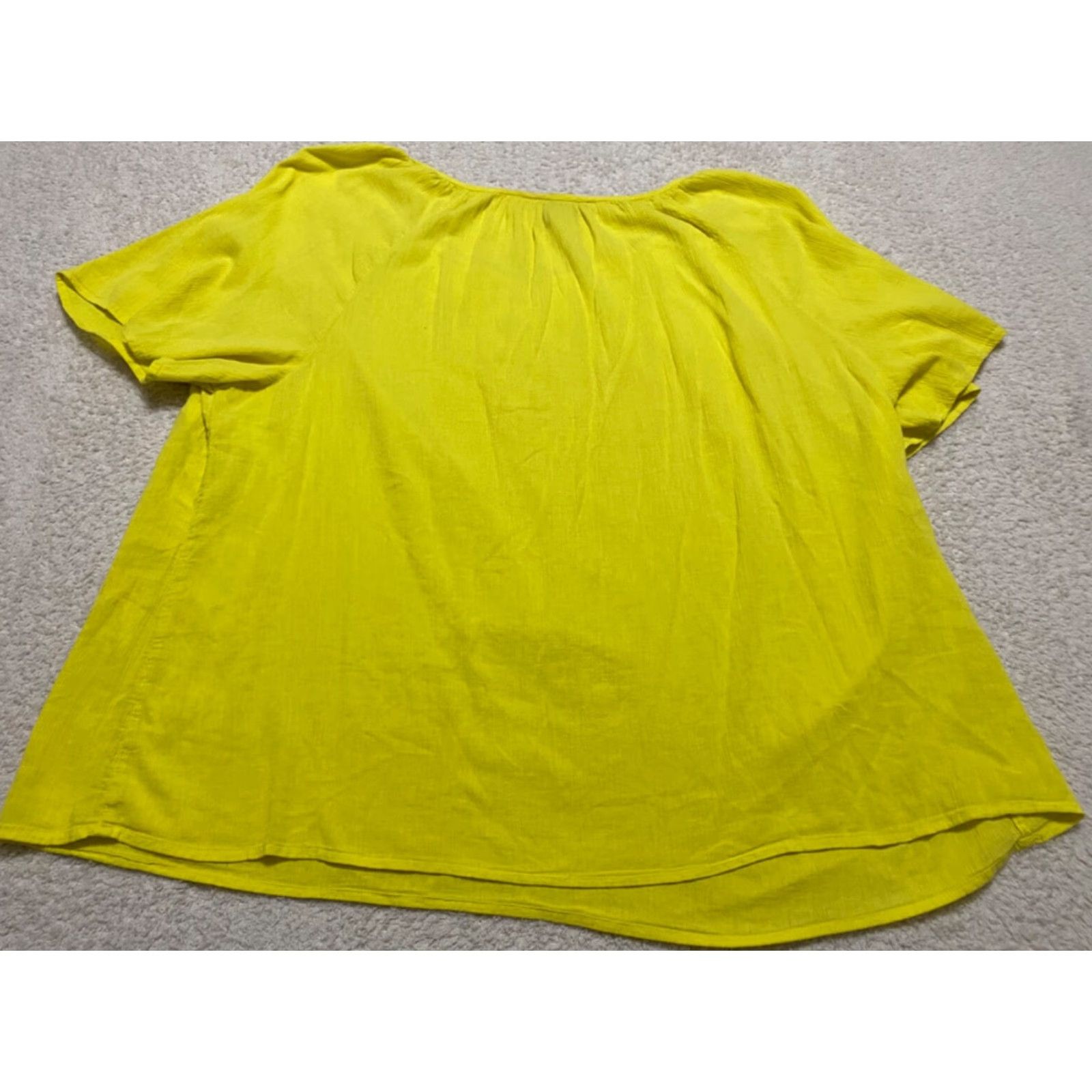 Vintage Catherines Women 1X Shirt Solid Yellow Short Sleeve V-Neck 100% Cotton Size XL / US 12-14 / IT 48-50 - 6 Thumbnail