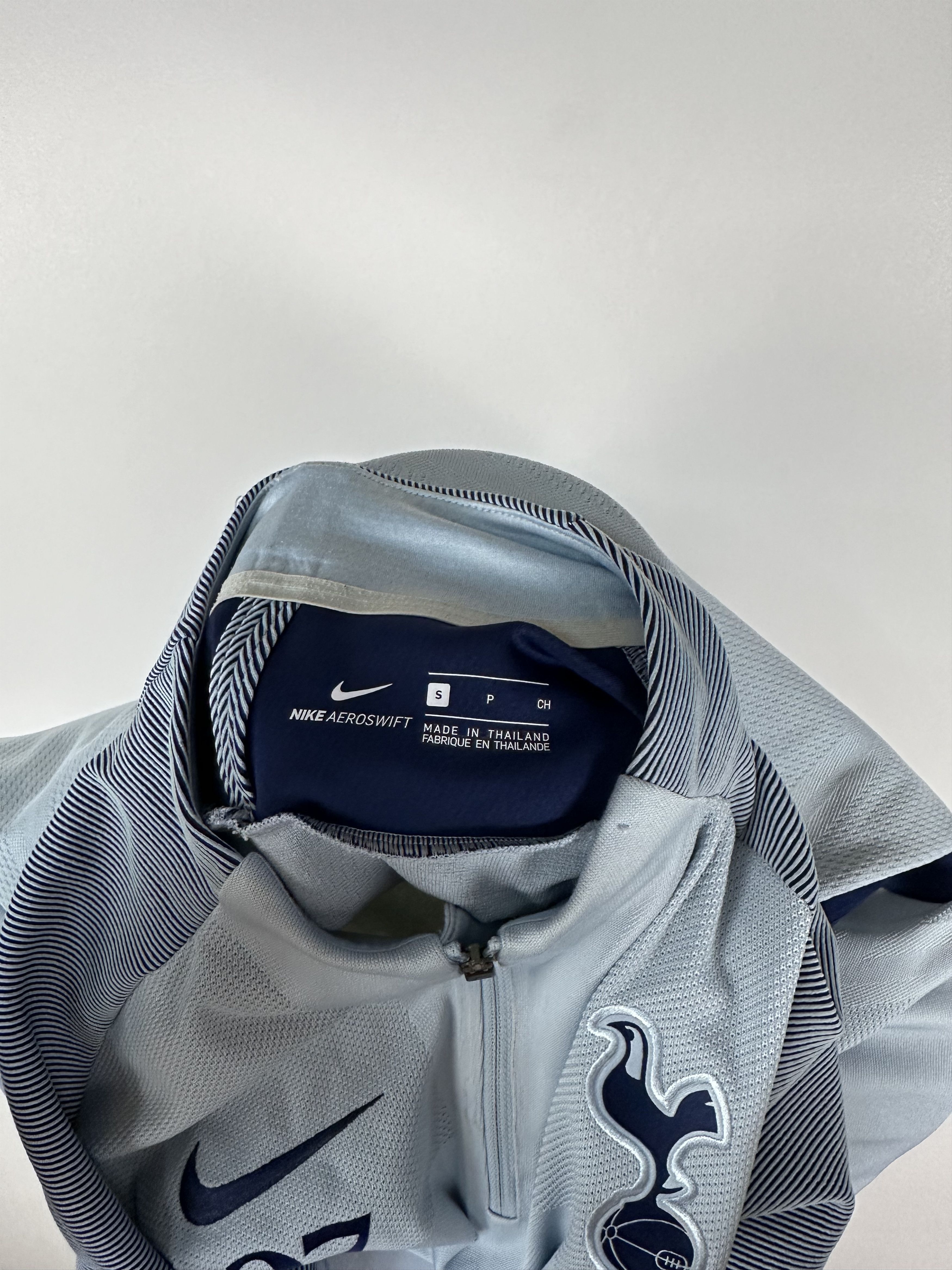 Nike Tottenham Hotspur Nike Football Track Top Drill Long Sleeve Size US S / EU 44-46 / 1 - 11 Thumbnail