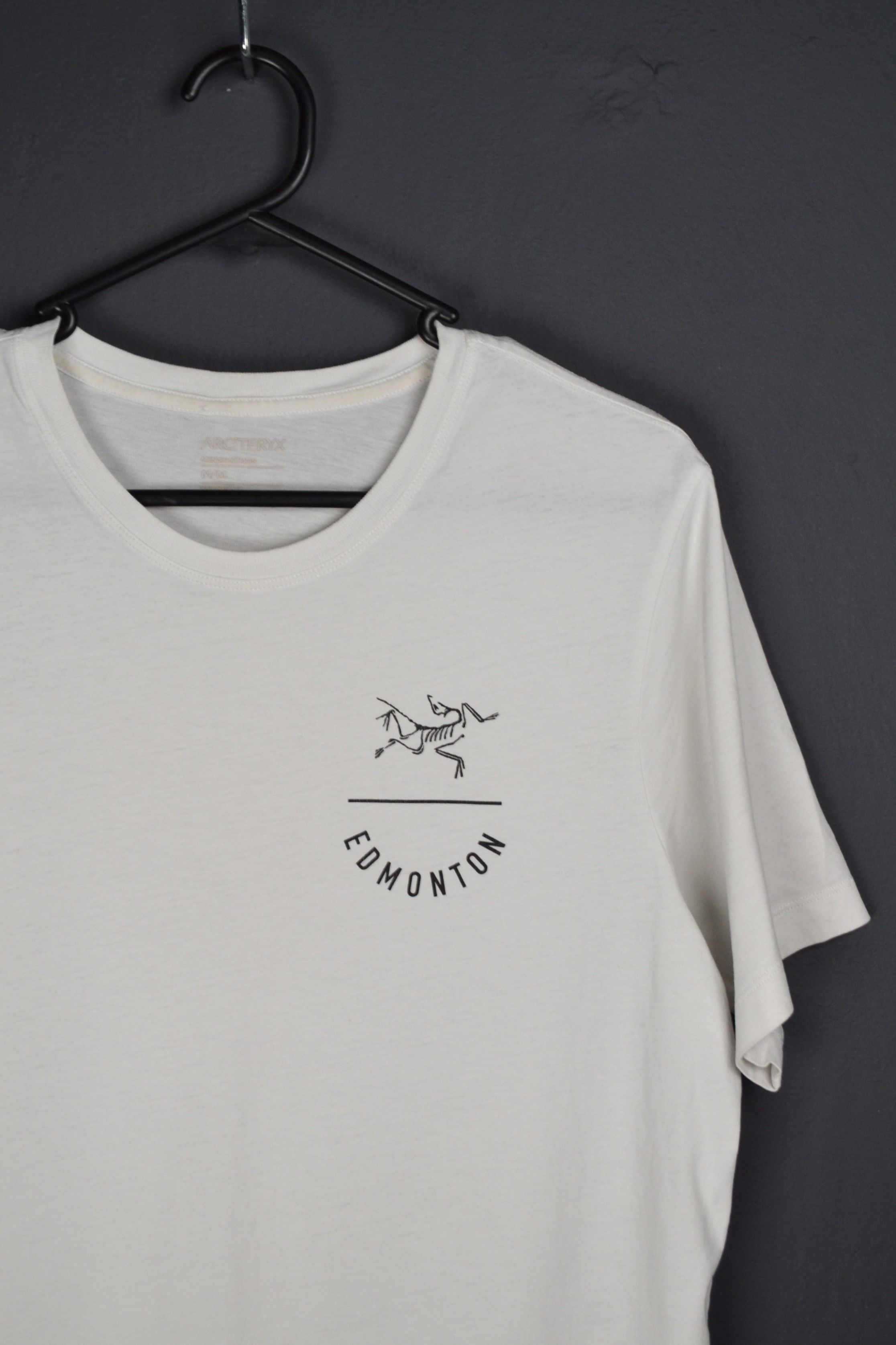 Arc'teryx NWT Arc'teryx System A Solarium Tee white size medium