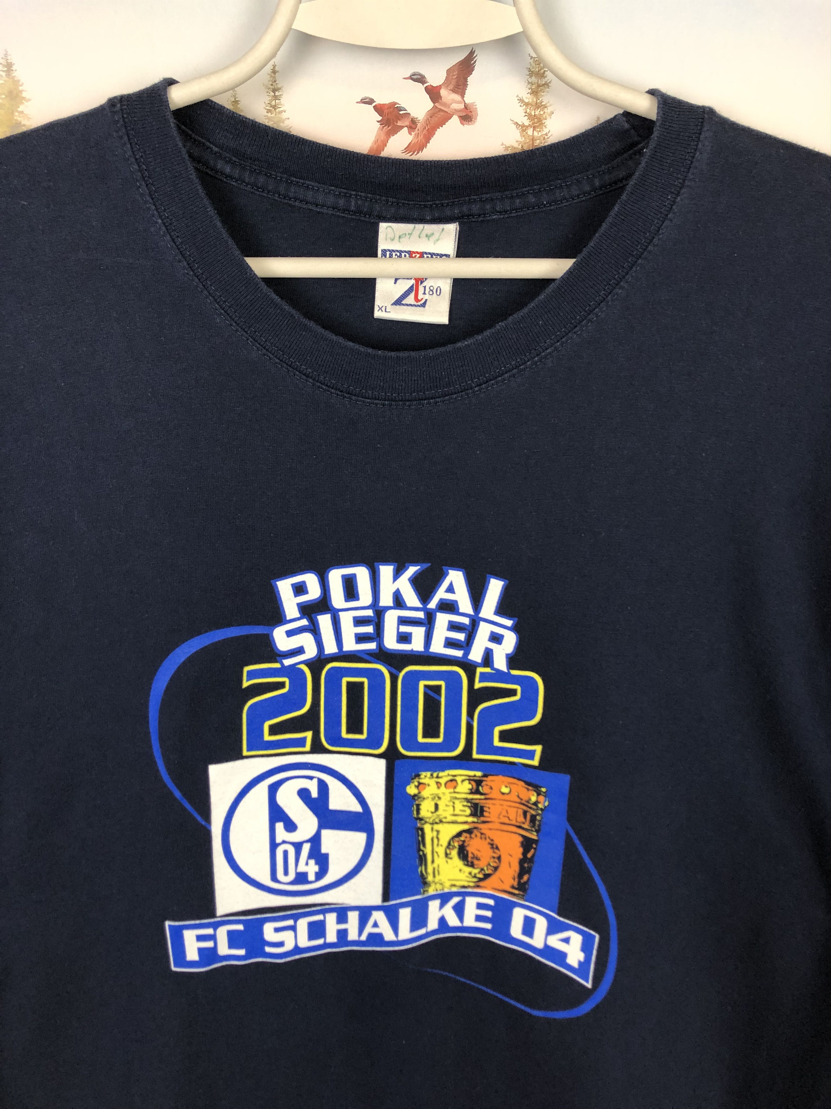 Vintage Vintage 2002 Schalke 04 Cup Winners Football Shirt Tee Hype Size US XL / EU 56 / 4 - 4 Thumbnail
