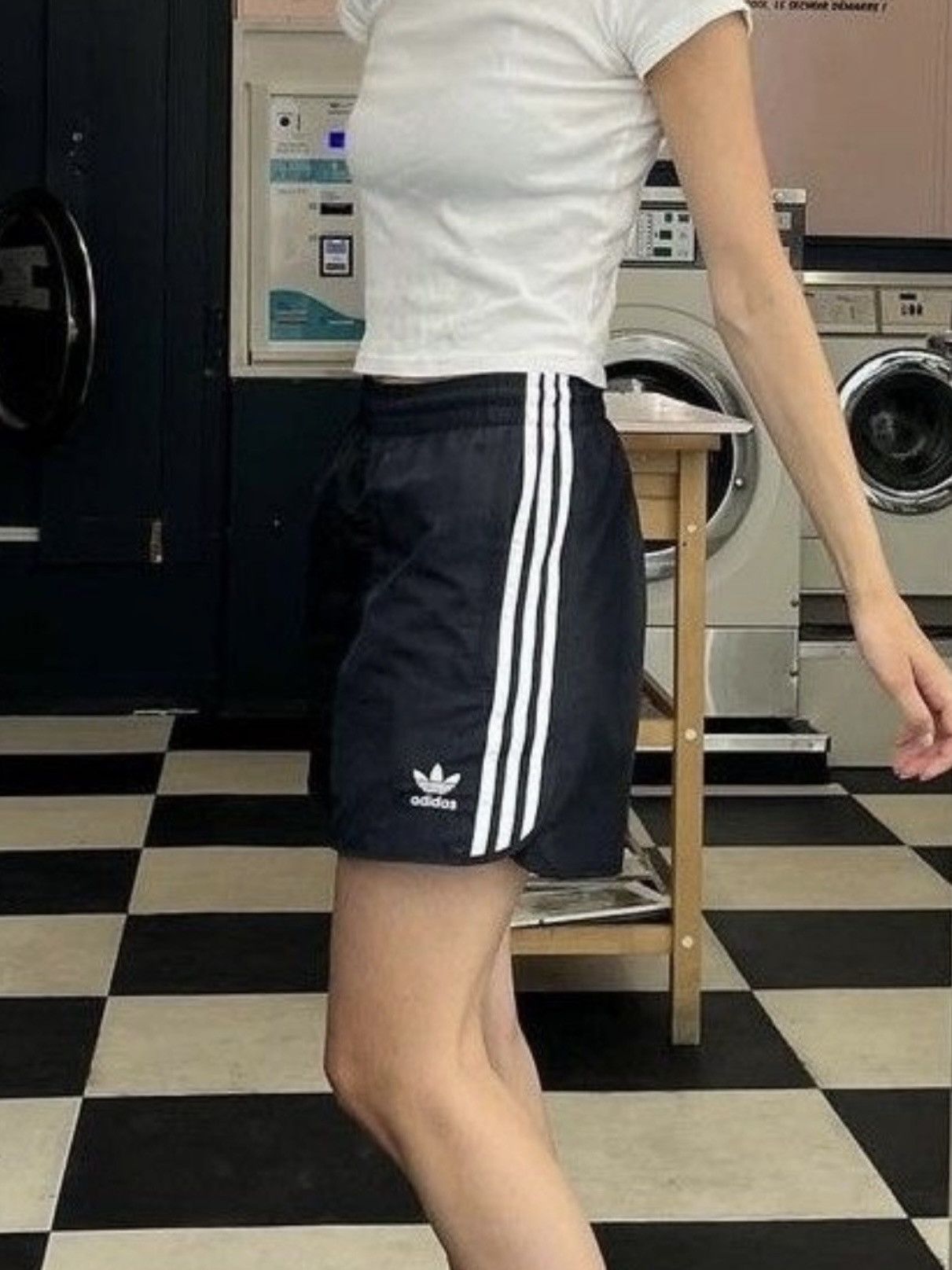 Adidas × Vintage Vintage Y2K Adidas Pinterest Shorts Streetwear 90s Size US 32 / EU 48 - 10 Thumbnail