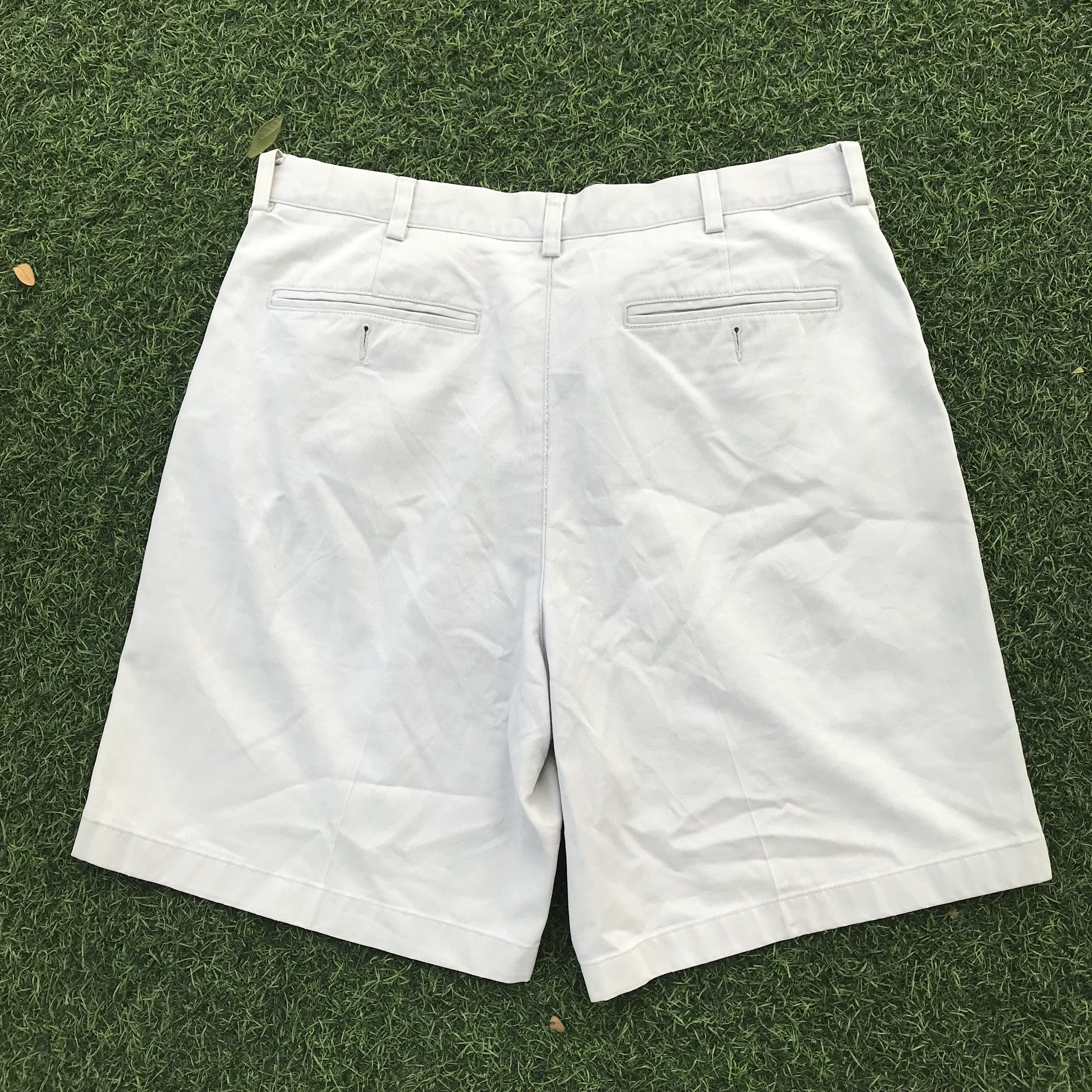 L.L. Bean × Vintage LL BEAN Freeport maine khakis Beige cream Short Safari pants Size US 34 / EU 50 - 11 Thumbnail
