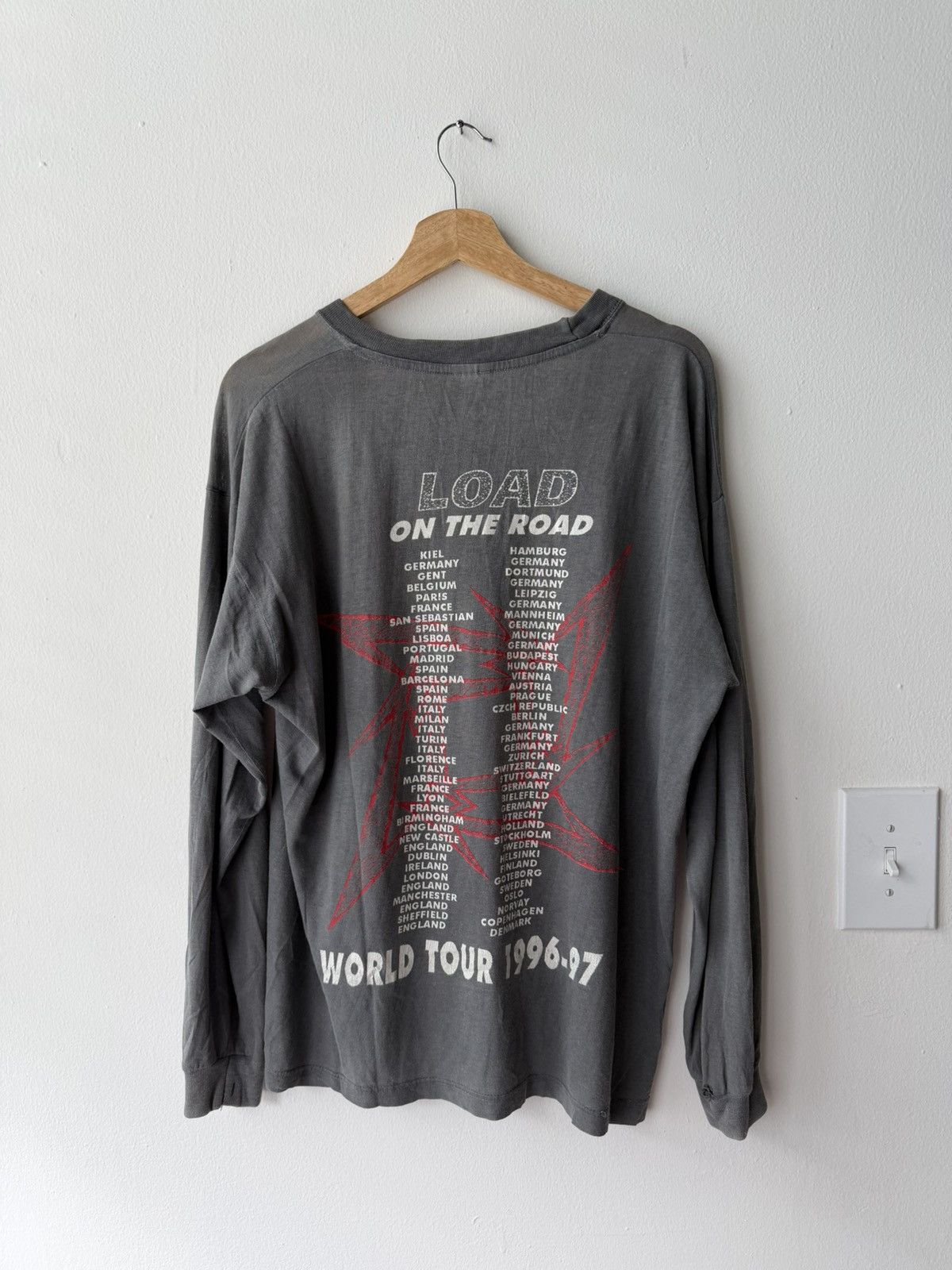 Vintage 90’s Metallica long sleeve band tee Size US L / EU 52-54 / 3 - 3 Thumbnail