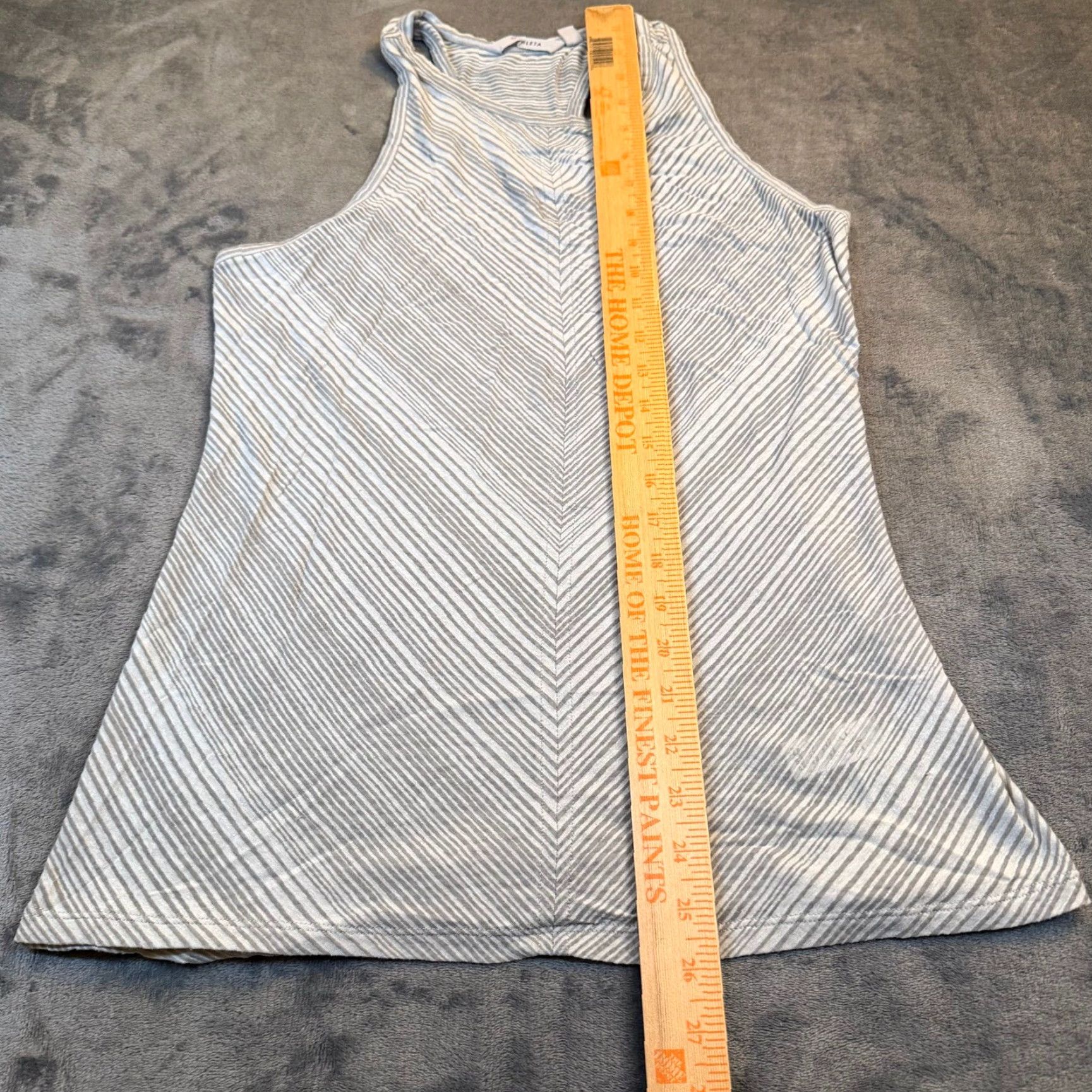 Athleta Athleta Racerback Tank Top Womens Small Gray White Chevron Striped High Neck Athletic Activewear Shirt Size S / US 4 / IT 40 - 7 Thumbnail