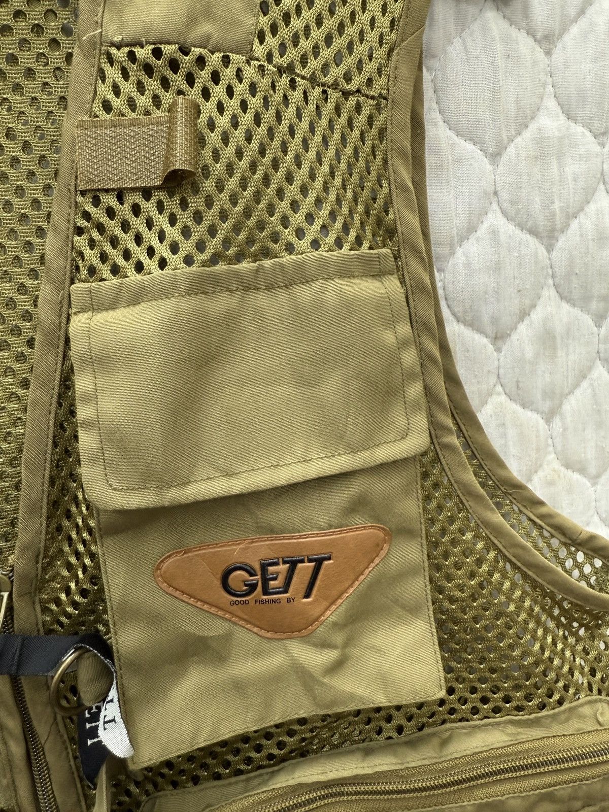 Japanese Brand 🔥🔥💥STEALS GETT FISHING VEST Size US M / EU 48-50 / 2 - 5 Thumbnail