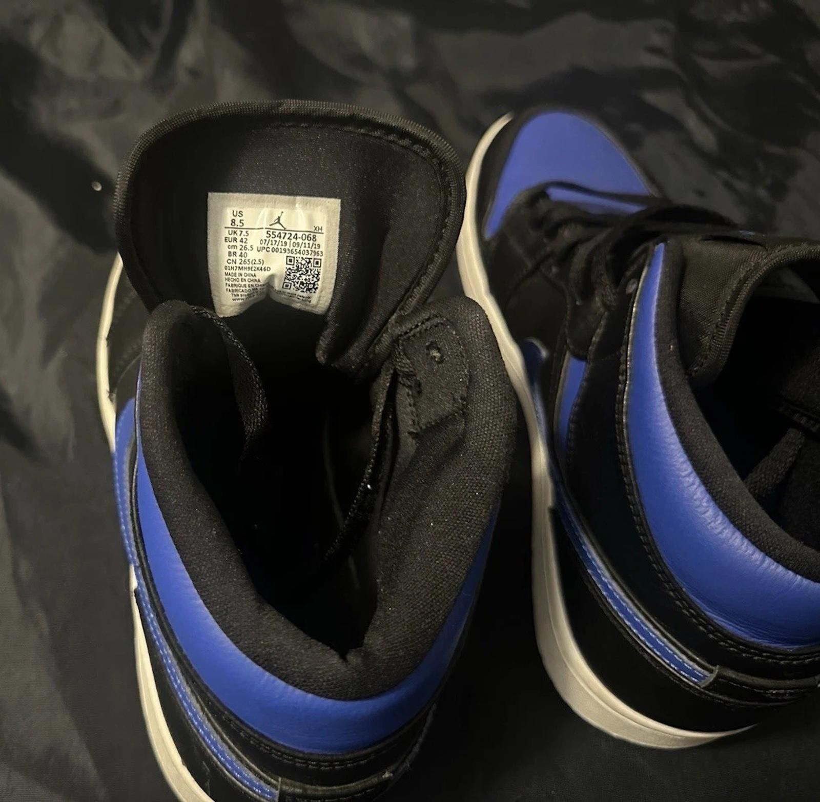 Jordan Brand Nike Air Jordan 1 Royal Blue/Black Retro High OG Size 8.5 Size US 8.5 / EU 41-42 - 7 Thumbnail
