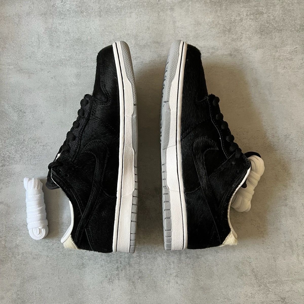 Medicom Toy × Nike Nike Dunk Size US 10 / EU 43 - 4 Thumbnail