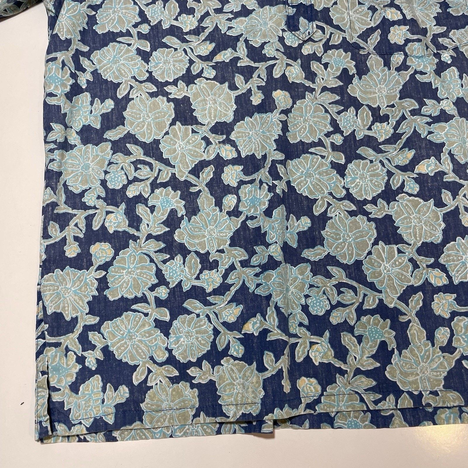Other VTG Men’s Hawaiian Shirt Go Barefoot In Paradise Blue Medium Size US M / EU 48-50 / 2 - 2 Thumbnail