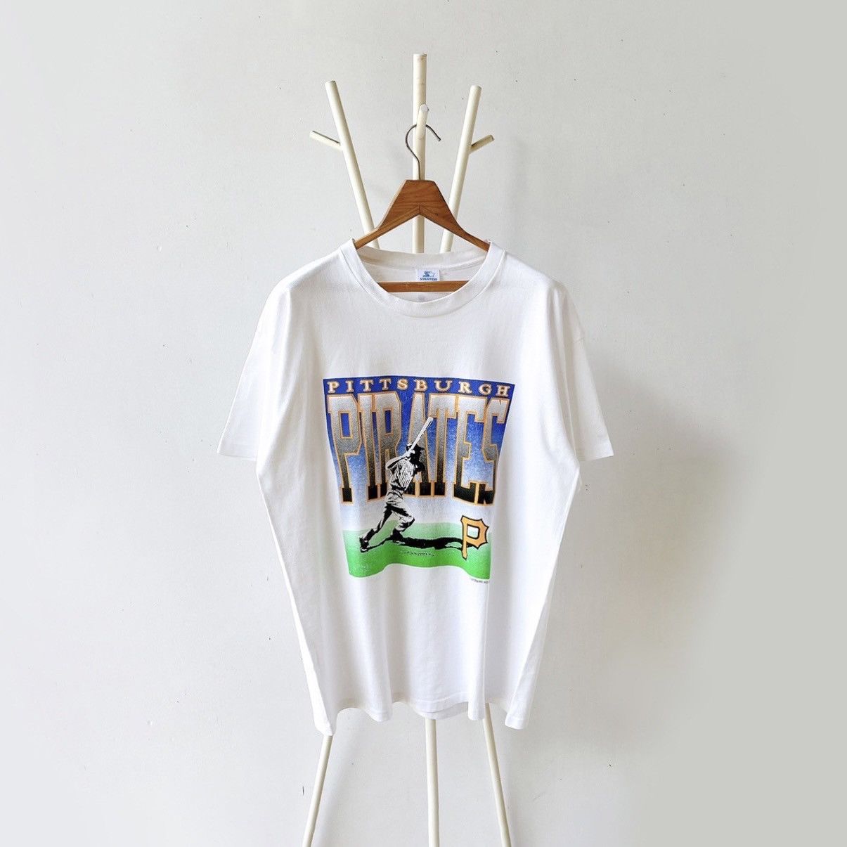 Vintage 90s Pittsburgh Pirates MLB t-shirt/ XL Size US XL / EU 56 / 4 - 1 Thumbnail