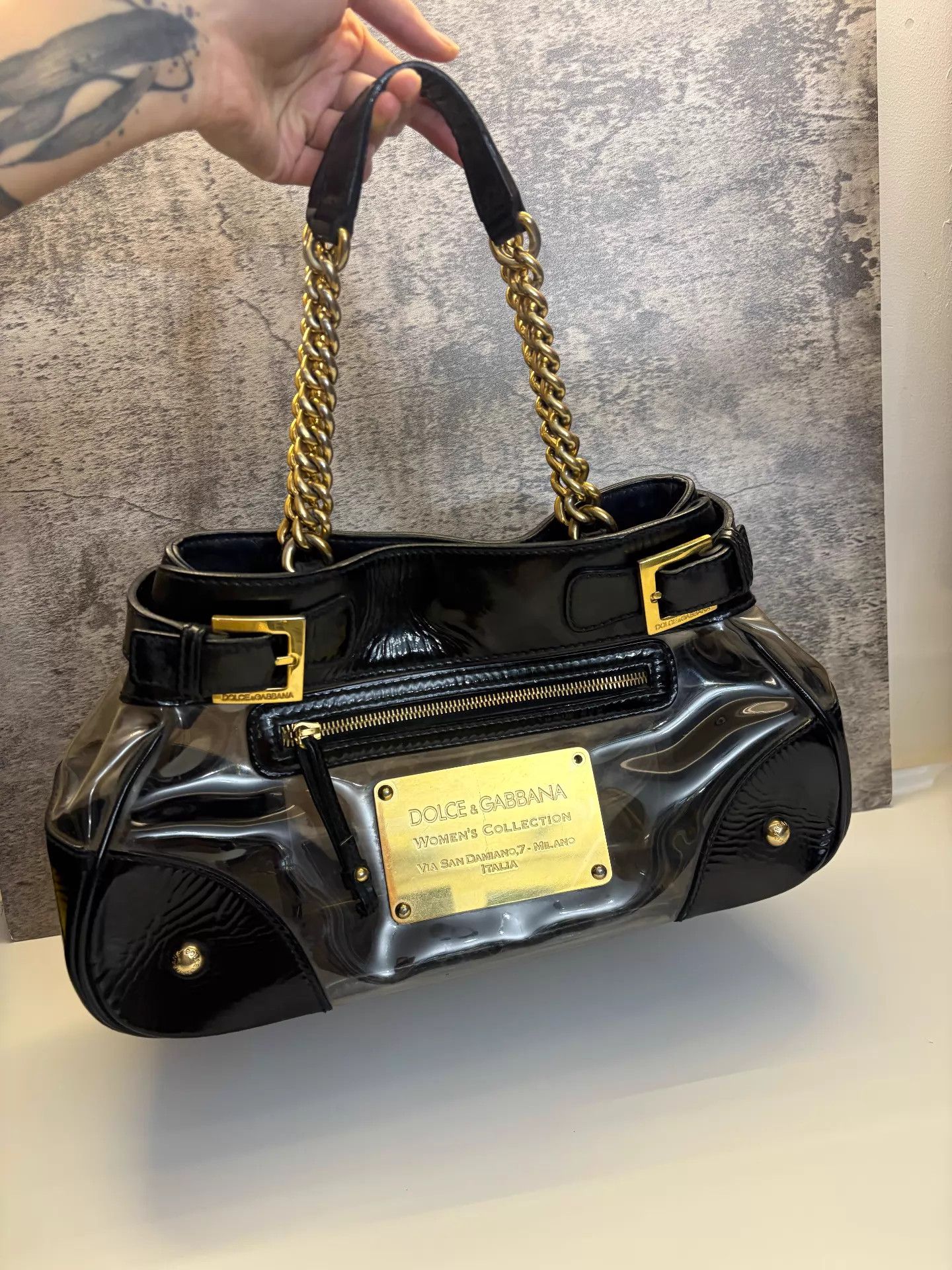 Dolce & Gabbana D&G Vtg 07SS Black Gold Metal Plaque PVC Trans Shoulder Bag Size ONE SIZE - 2 Thumbnail