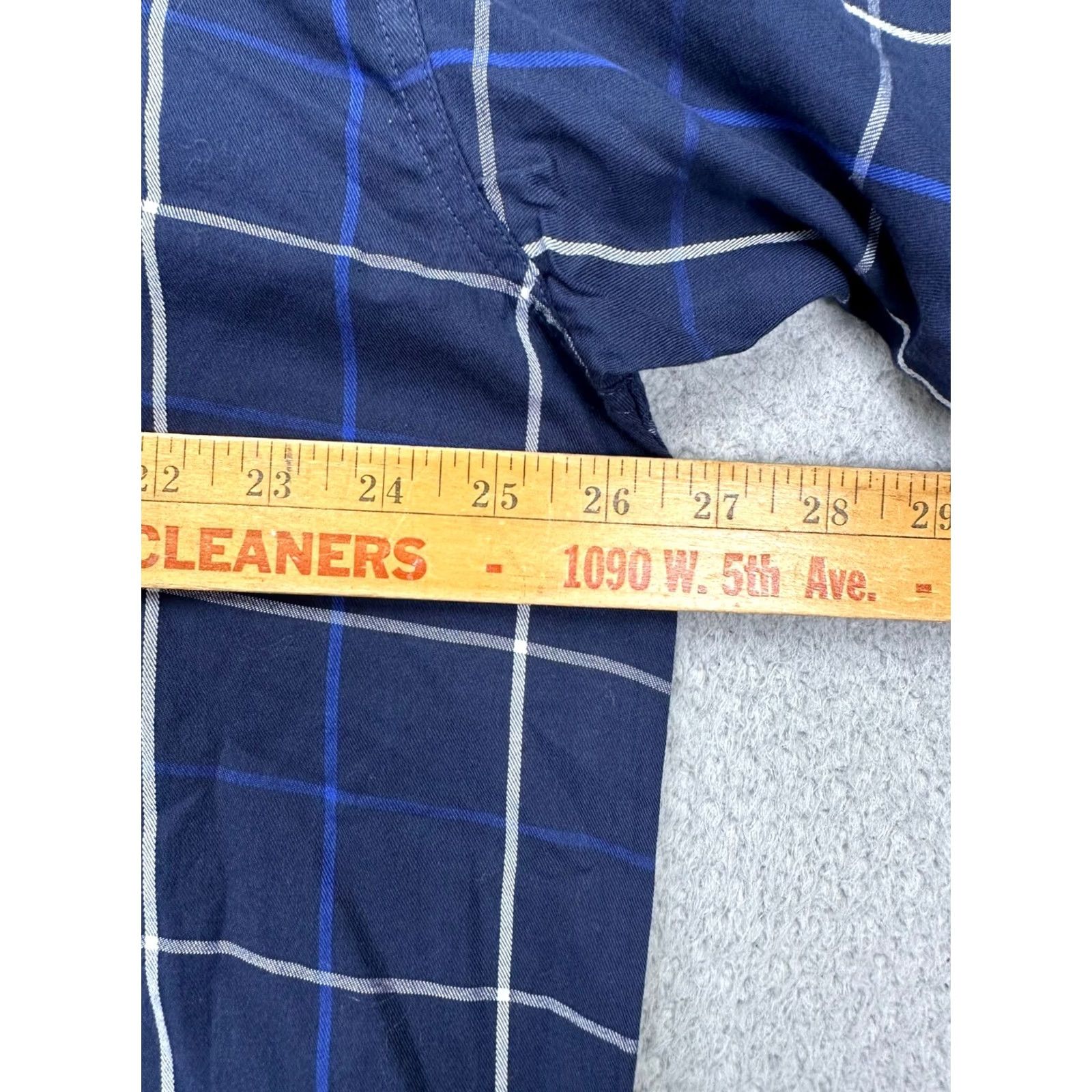 Haggar Haggar Clothing C Shirt Button-Up Navy Grid Check Pocket Mens XL Regular Casual Size US XL / EU 56 / 4 - 7 Thumbnail