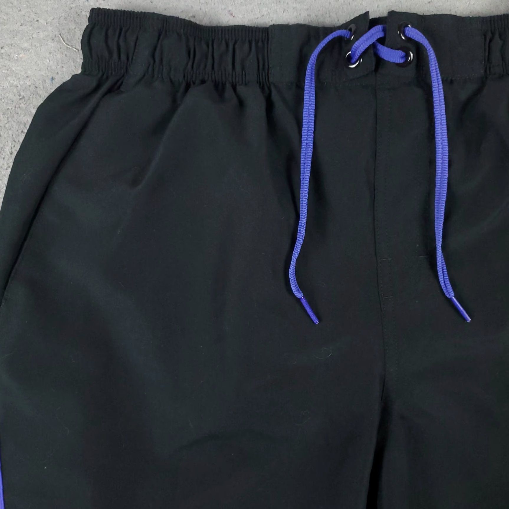 Nike Nike Shorts Mens Medium Black Swoosh Lace Tie Beach Board Swim Trunks Comfort Back Pocket Breathable Drawstring Pockets Men's Bottom Size US 31 - 2 Thumbnail