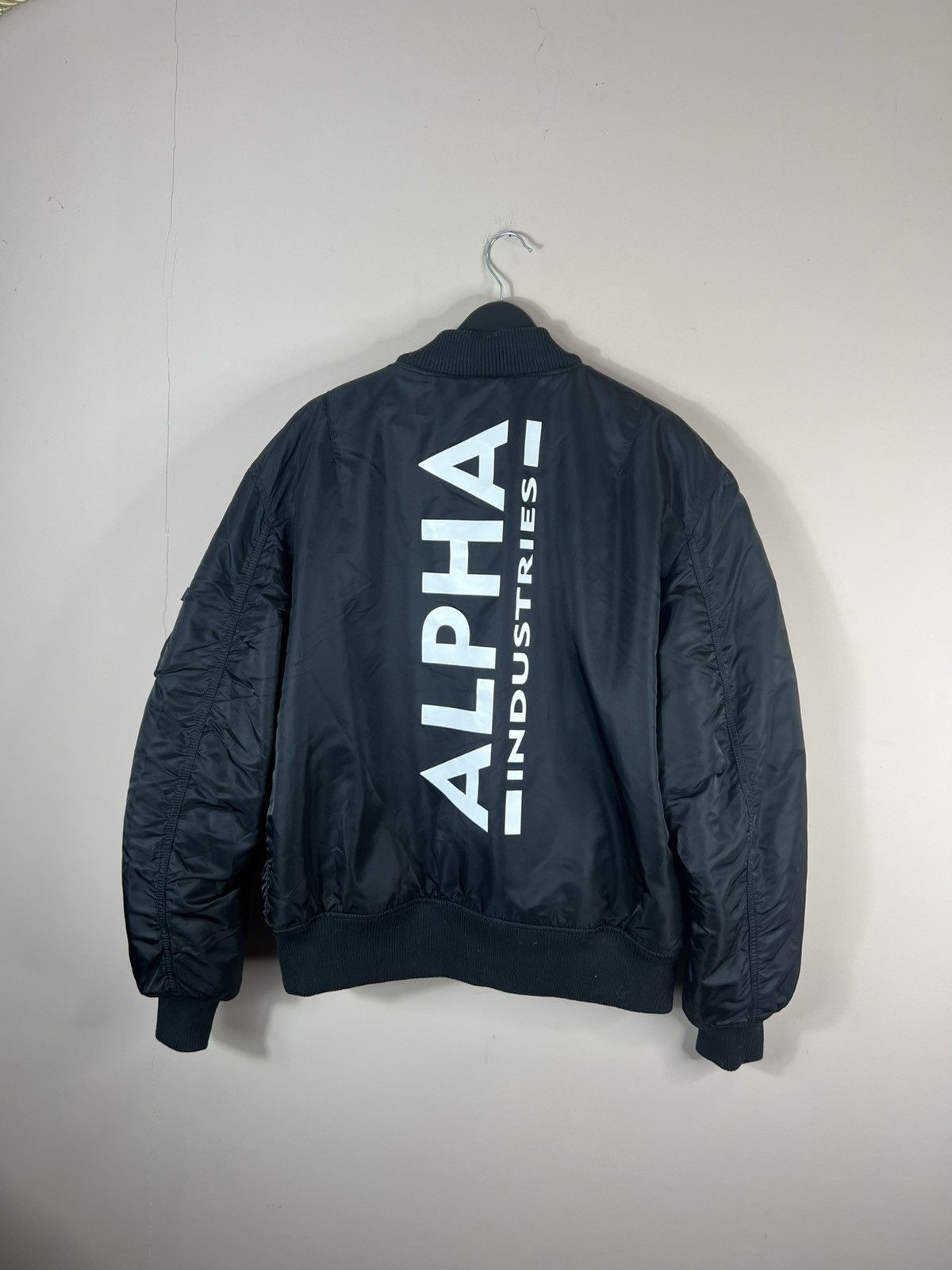 Alpha Industries × Vetements Vetements x Alpha industries