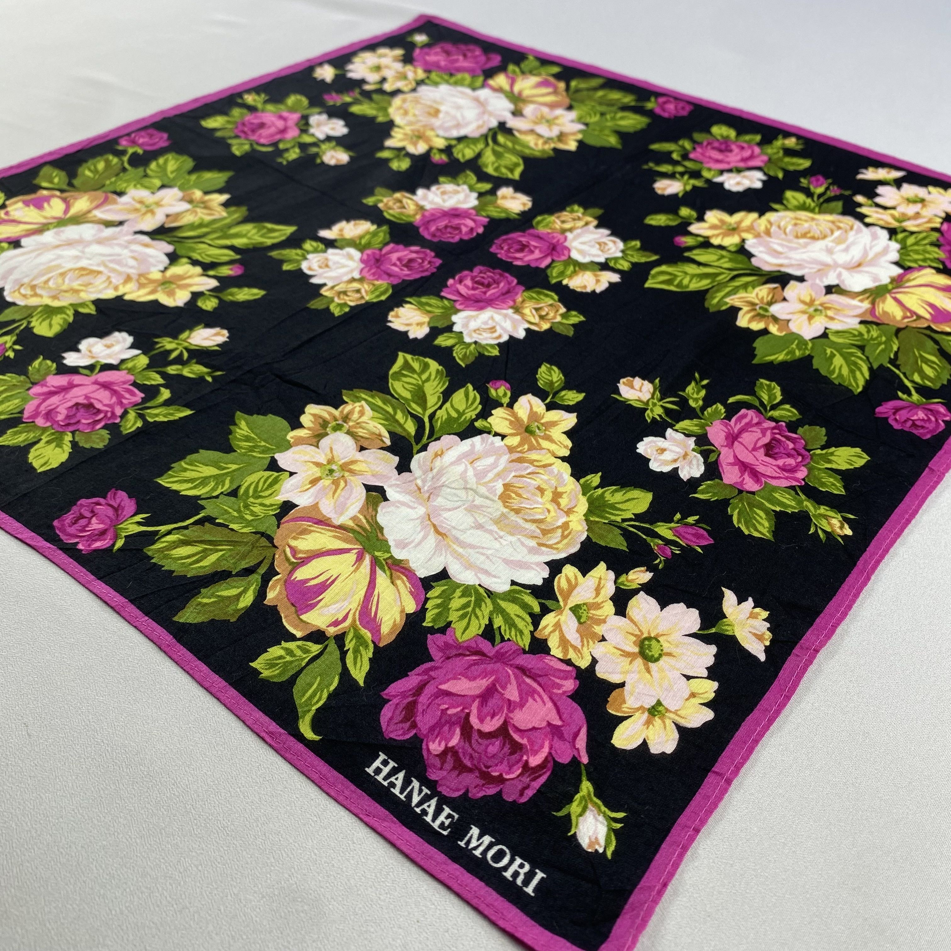 Hanae Mori × Vintage Hanae Mori Bandana/ Handkerchief / Neckerchief Size ONE SIZE - 2 Thumbnail