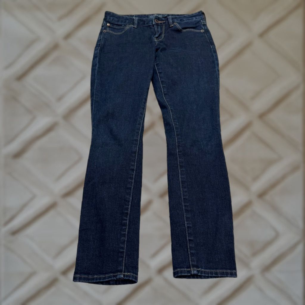 Lucky Brand Lucky Brand Jeans Capri Blue Den​im Mid Rise 27x27 Womens 00/34 - Dark Wash, 5-Pocket, Cotton Blend, Regular Fit Ladies Jeans Size 24" / US 00 / IT 34 - 1 Thumbnail