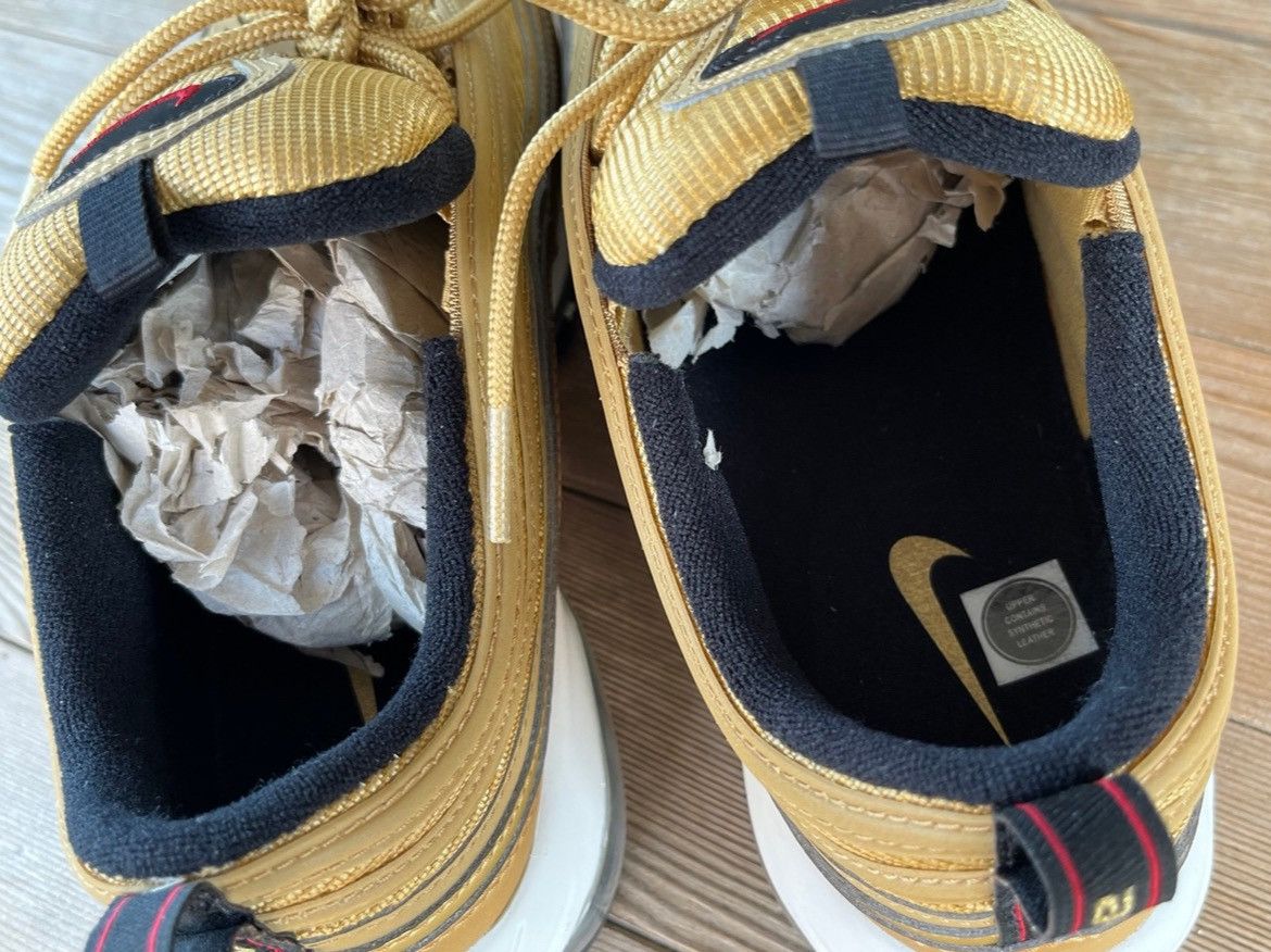 Nike Nike Air Max 97 OG Size 8 Men Deadstock Gold Original Box Size US 8 / EU 41 - 9 Thumbnail