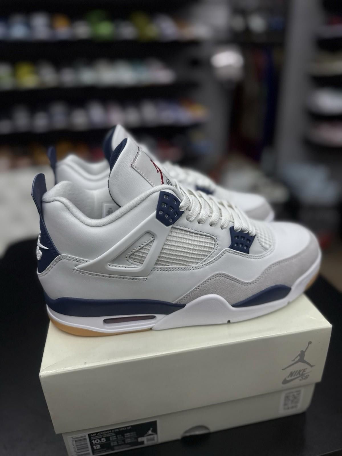 Jordan Brand Size 10.5 - Nike SB x Air Jordan 4 Retro SP Navy NEW Size US 10.5 / EU 43-44 - 2 Thumbnail