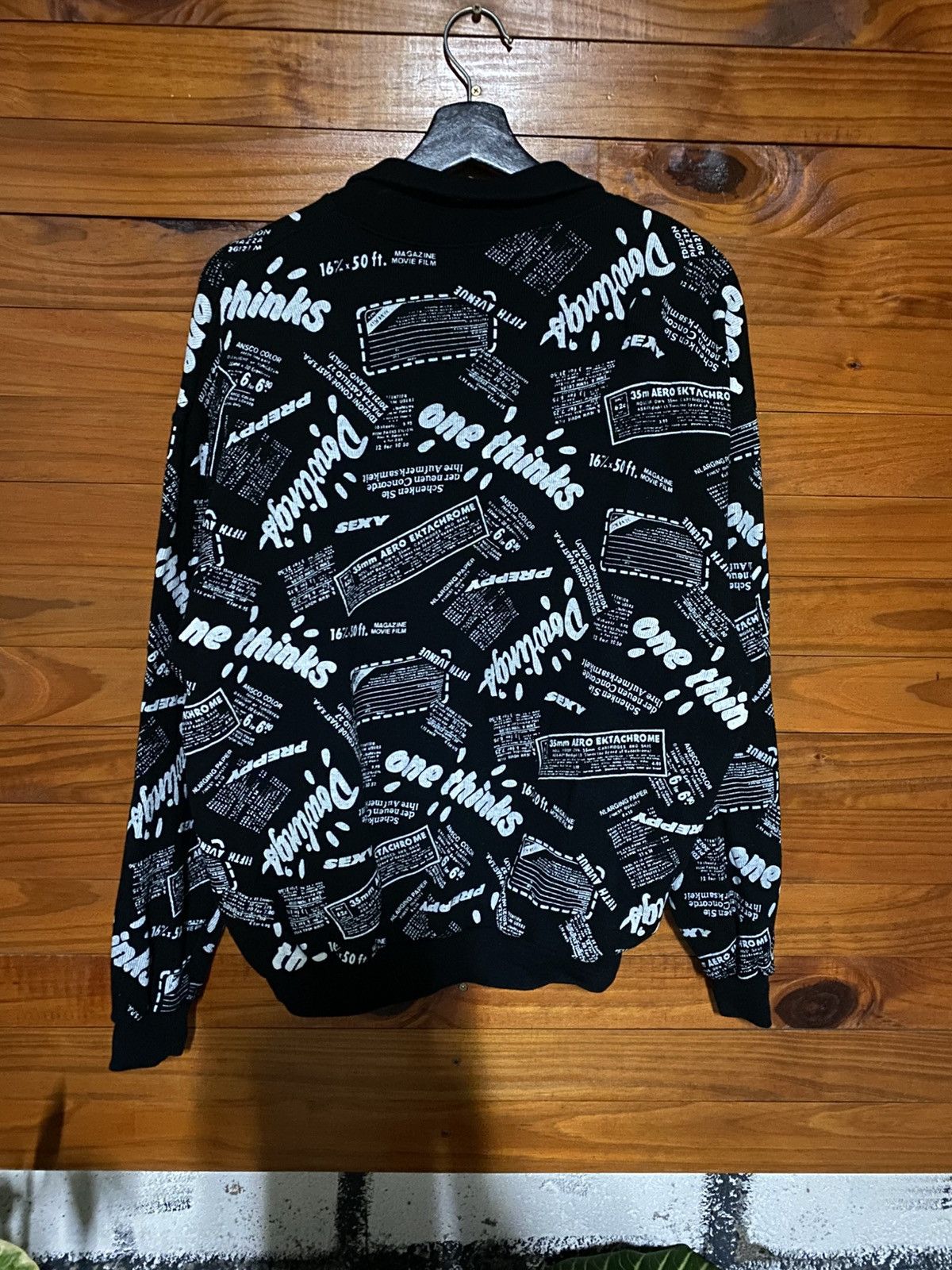 Vintage Vintage Korean Graphic Zip Sweatshirt – All Over Print Size US M / EU 48-50 / 2 - 7 Thumbnail