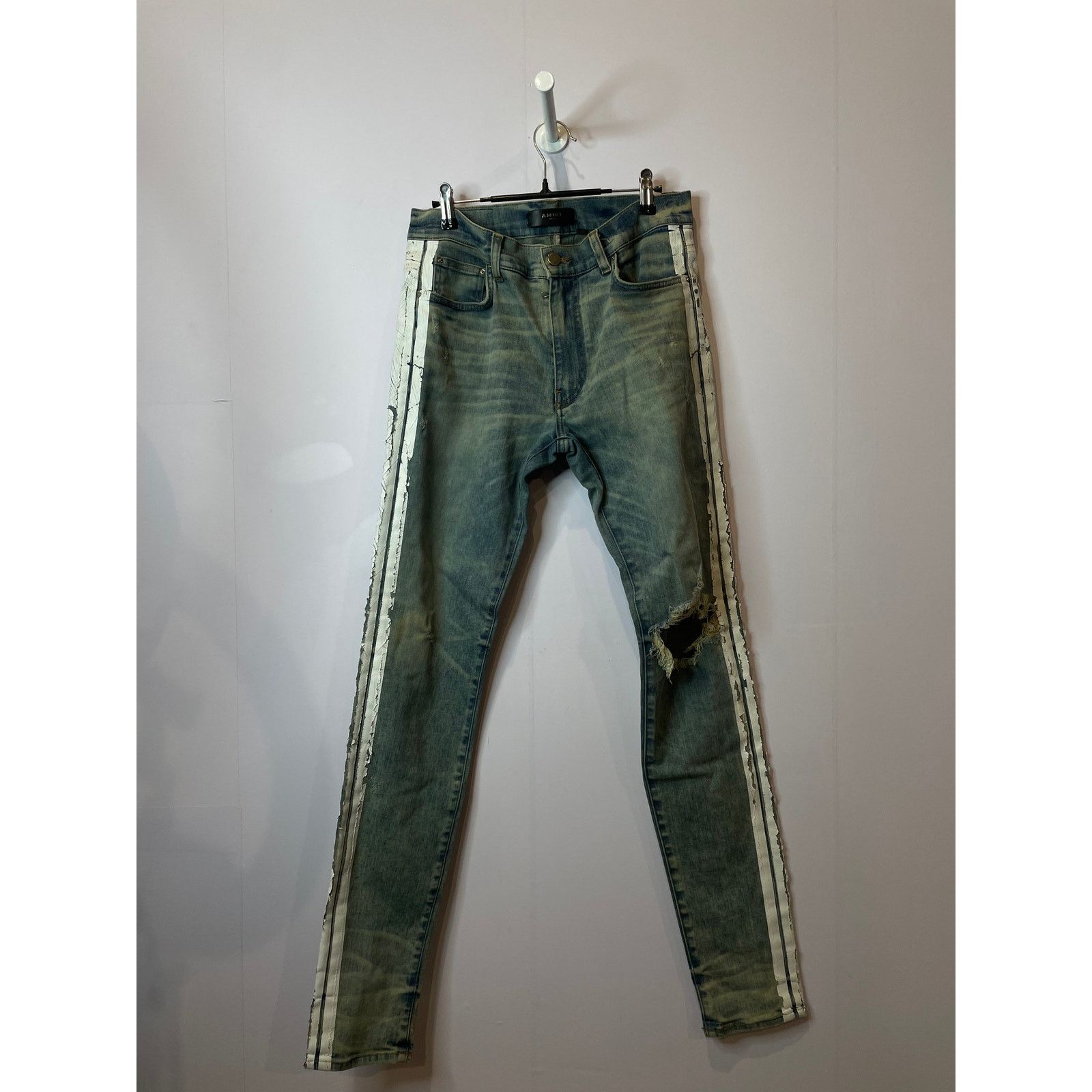 Amiri Amiri Jeans Light Wash White Stripe Used 31 Size US 31 - 1 Thumbnail