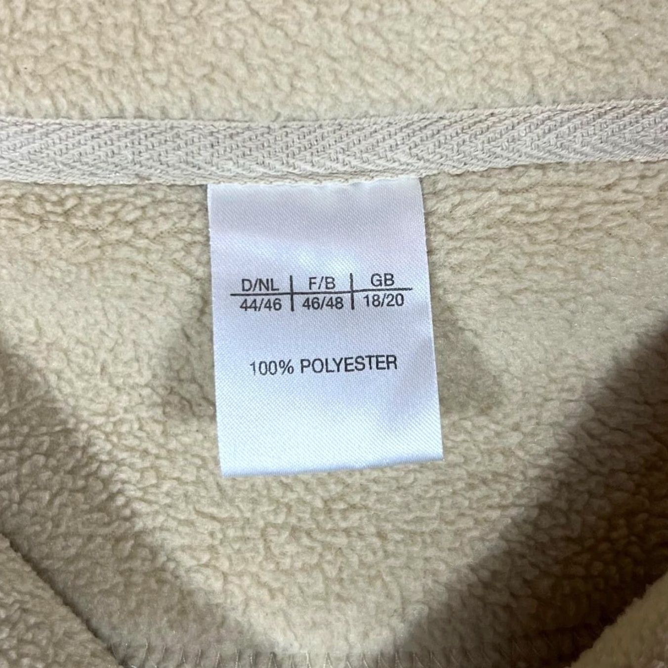 Vintage CASUAL FASHION Embroidered 1/2 Zip Fleece Sweatshirt Women Cream 18/20 Adult Womens Casual Fleece 1/2 Zip Embroidered 00s Size XXL / US 16-18 / IT 52-54 - 5 Thumbnail