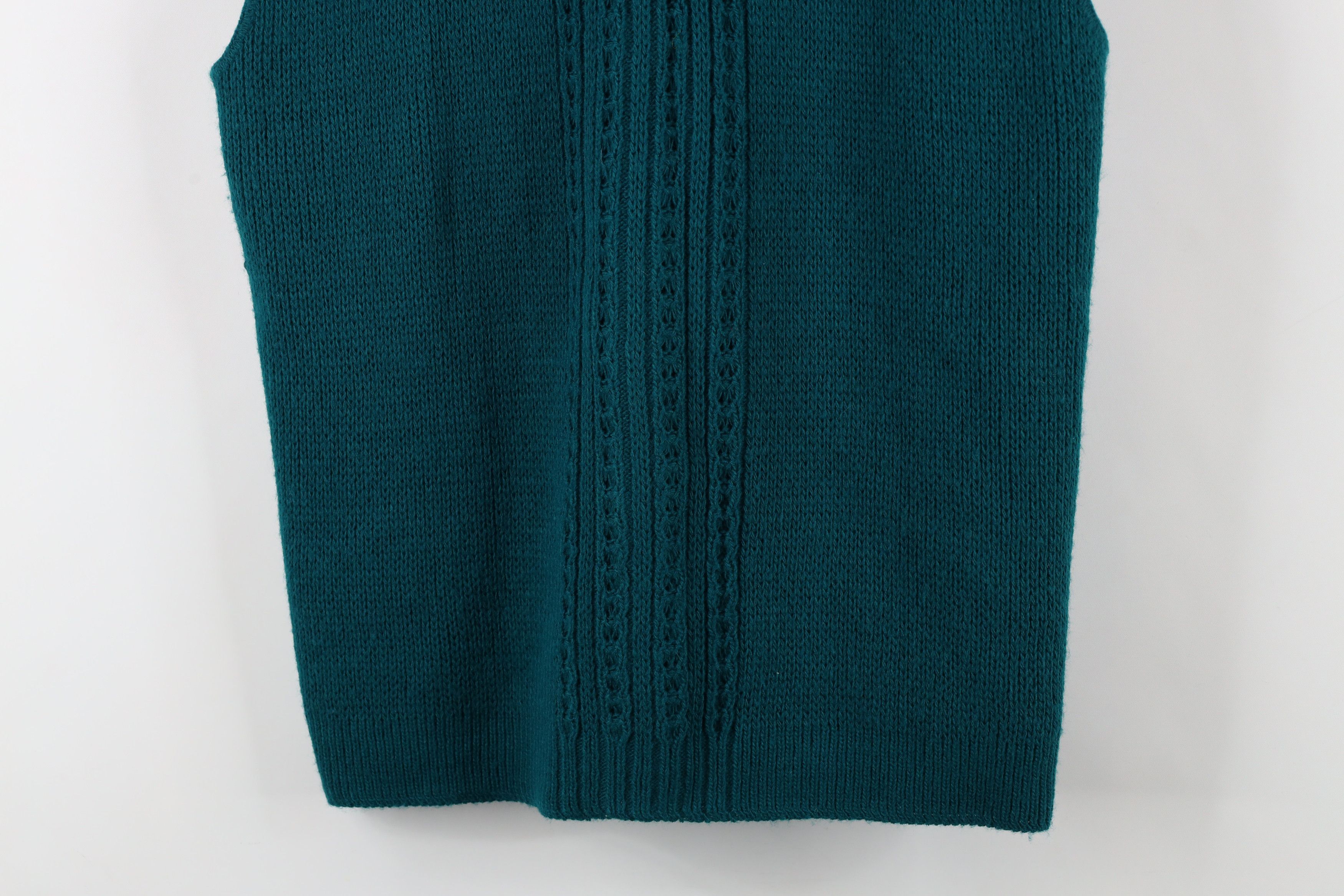Vintage Vintage 70s Streetwear Cable Knit Cardigan Sweater Vest USA Size L / US 10 / IT 46 - 9 Thumbnail