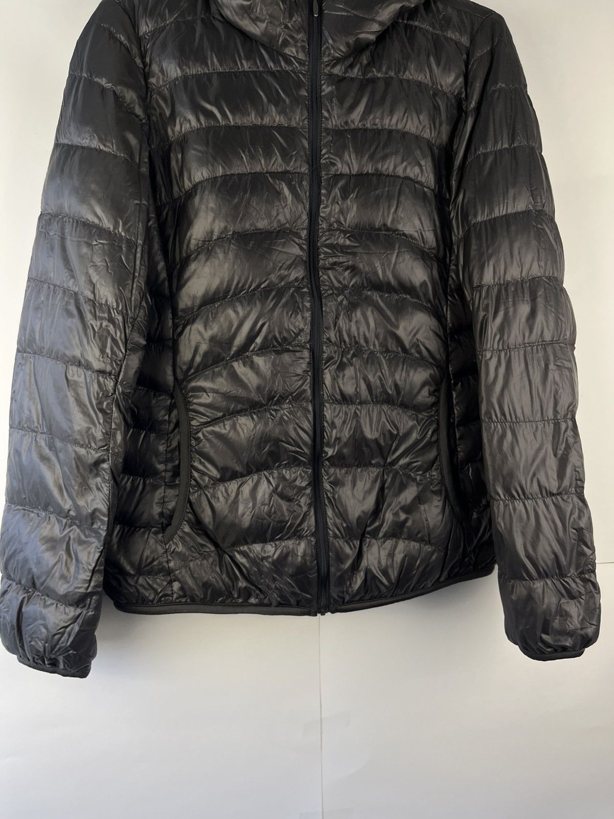 Uniqlo Uniqlo Basic Nylon Full Zip Down Puffer Jacket Size M / US 6-8 / IT 42-44 - 4 Thumbnail