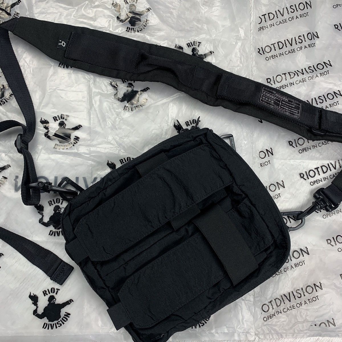 Riot Division Riot Division 2 Cell Tactical Bag Size ONE SIZE - 1 Thumbnail
