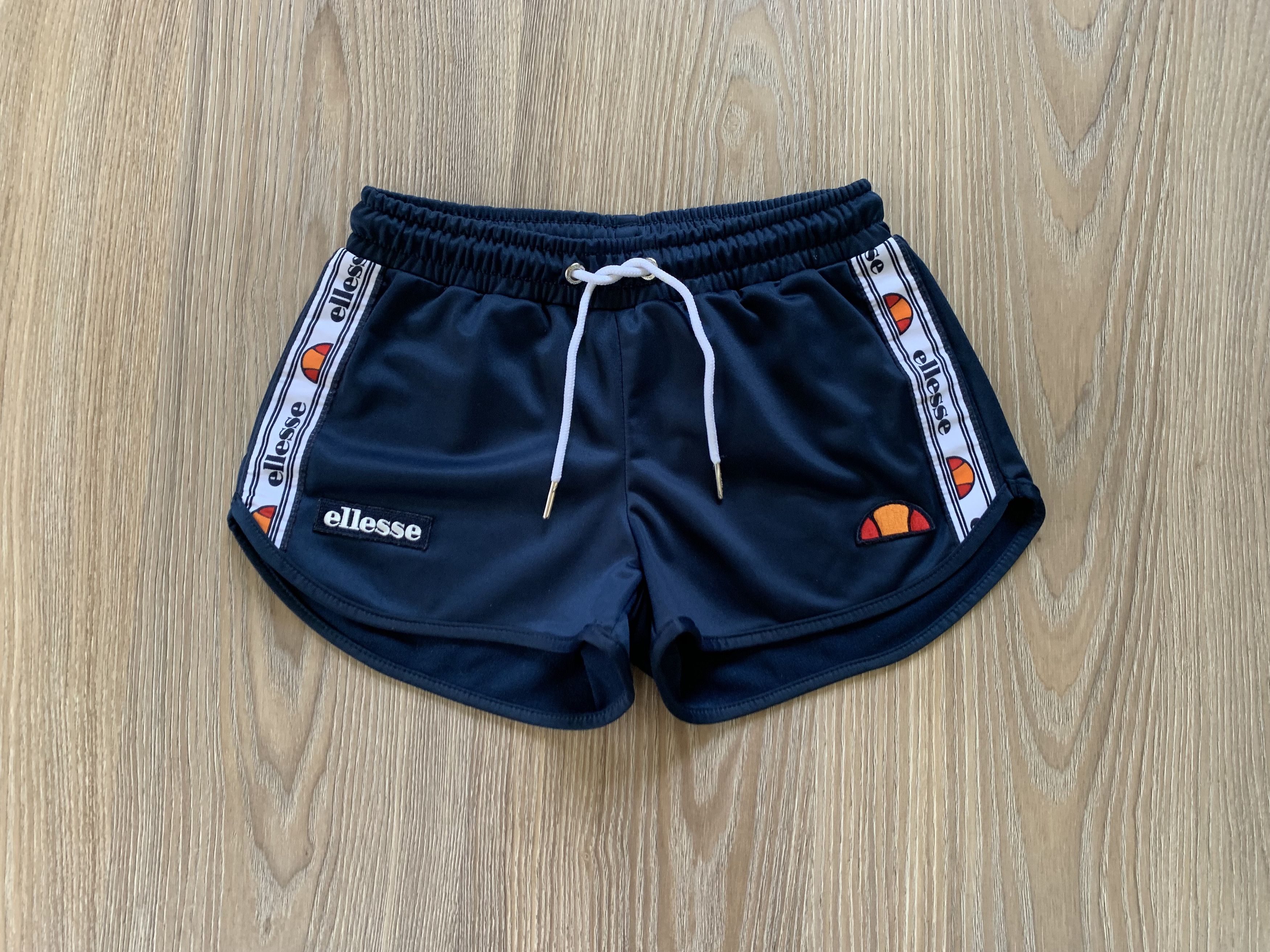 Ellesse Vintage Ellesse Sport Shorts Size 26" / US 2 / IT 38 - 1 Thumbnail