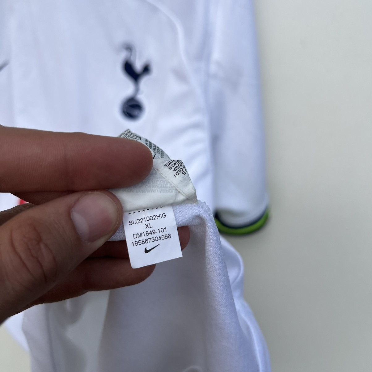Nike Tottenham soccer jersey 2022-2023 football t shirt Size US XL / EU 56 / 4 - 11 Thumbnail