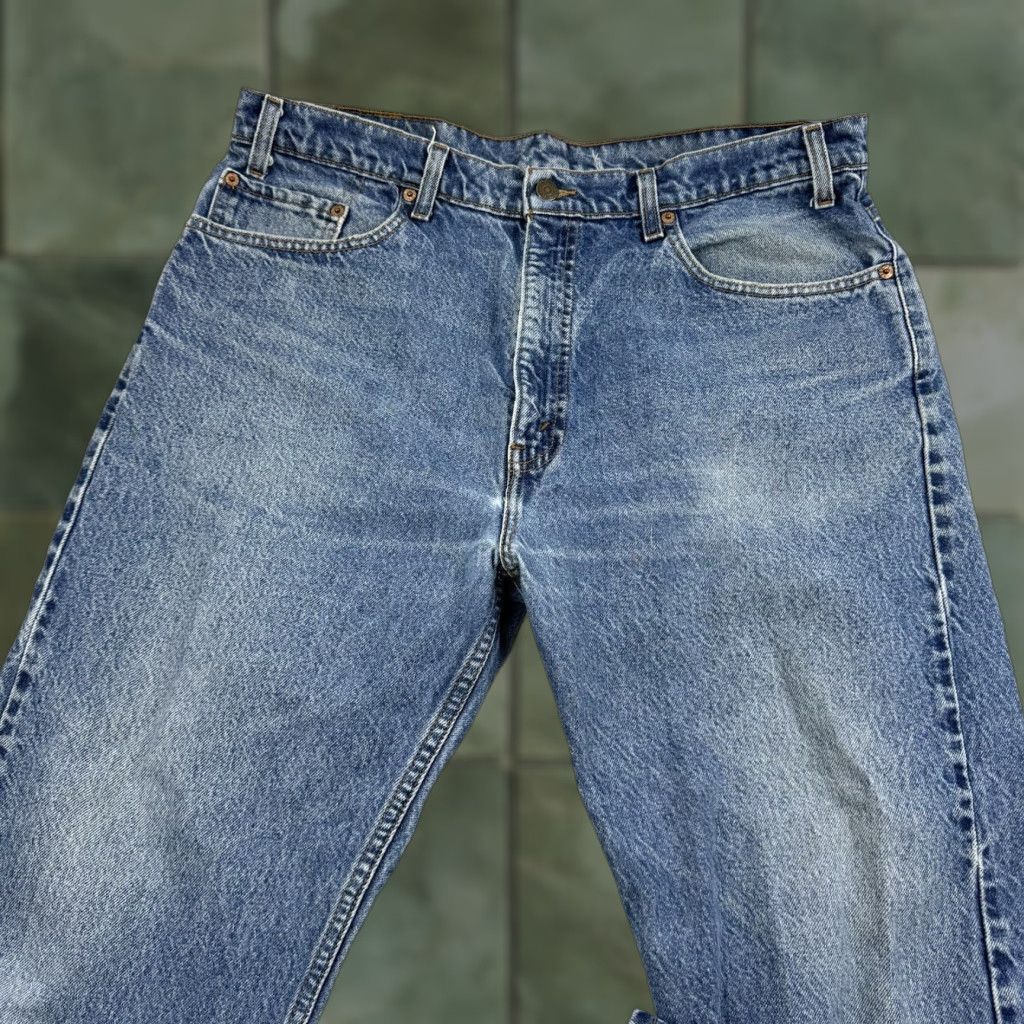 Levi's VINTAGE Levi's 505 Jeans Men 38x30 Blue Regular Straight 90s Grunge, Denim, Zip Closure Size US 38 / EU 54 - 1 Thumbnail