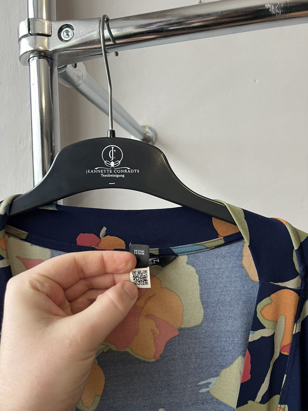 Lauren Ralph Lauren LAUREN RALPH LAUREN BLACK LABEL FLOWERS ART BLOUSE Size 3XL / US 20-22 - 8 Thumbnail