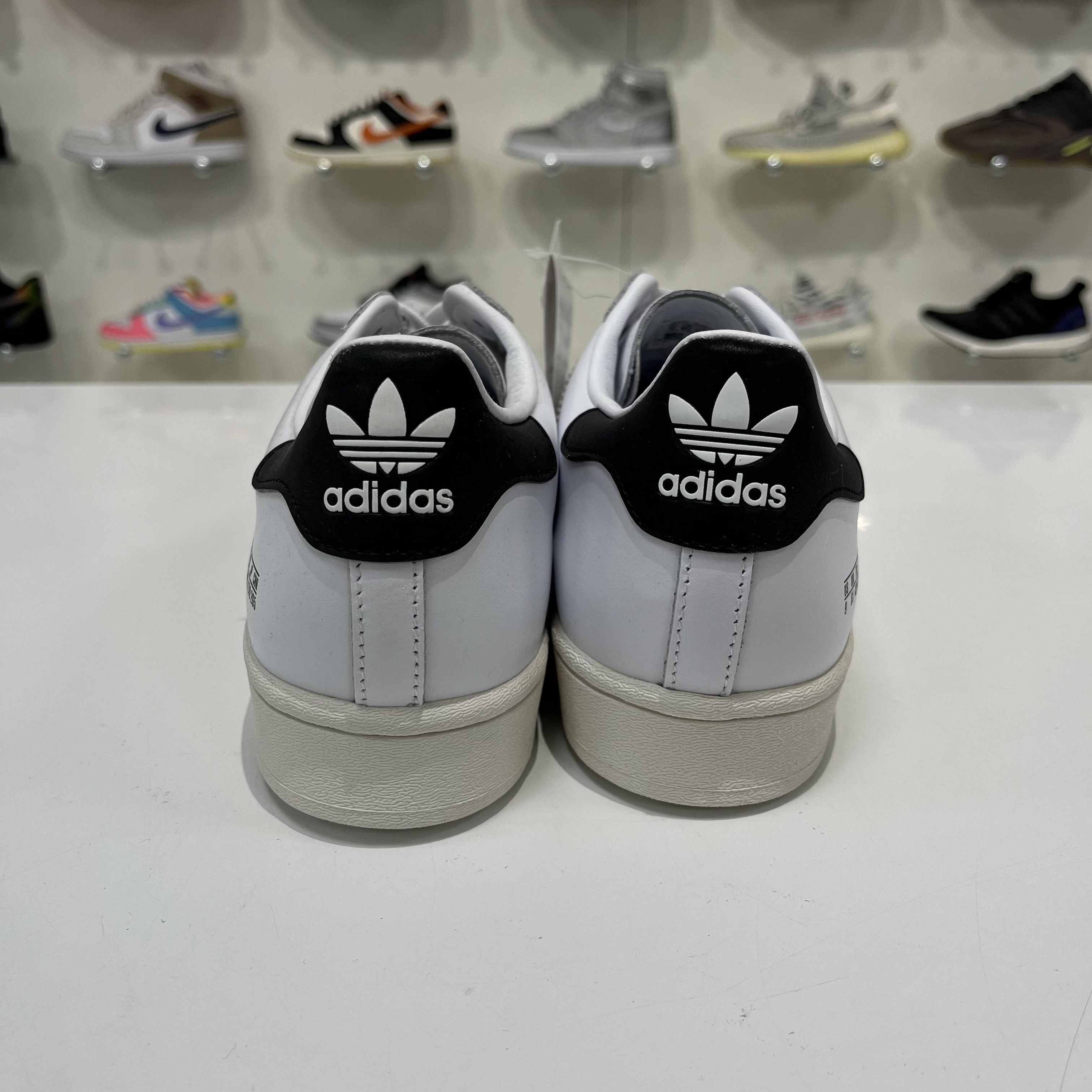 Adidas Adidas Superstar White/Black Size US 9 / EU 42 - 3 Thumbnail