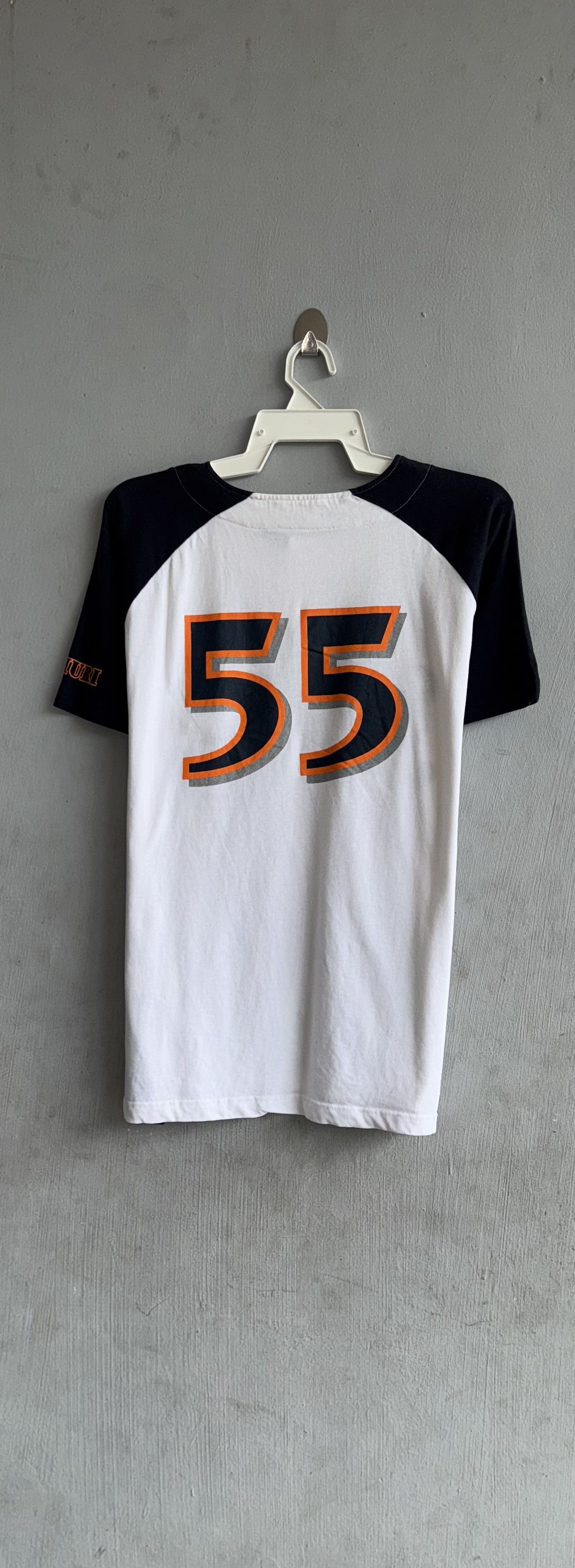 Giant × Japanese Brand Tokyo Yomiuri Giants Shirt Size US L / EU 52-54 / 3 - 5 Thumbnail