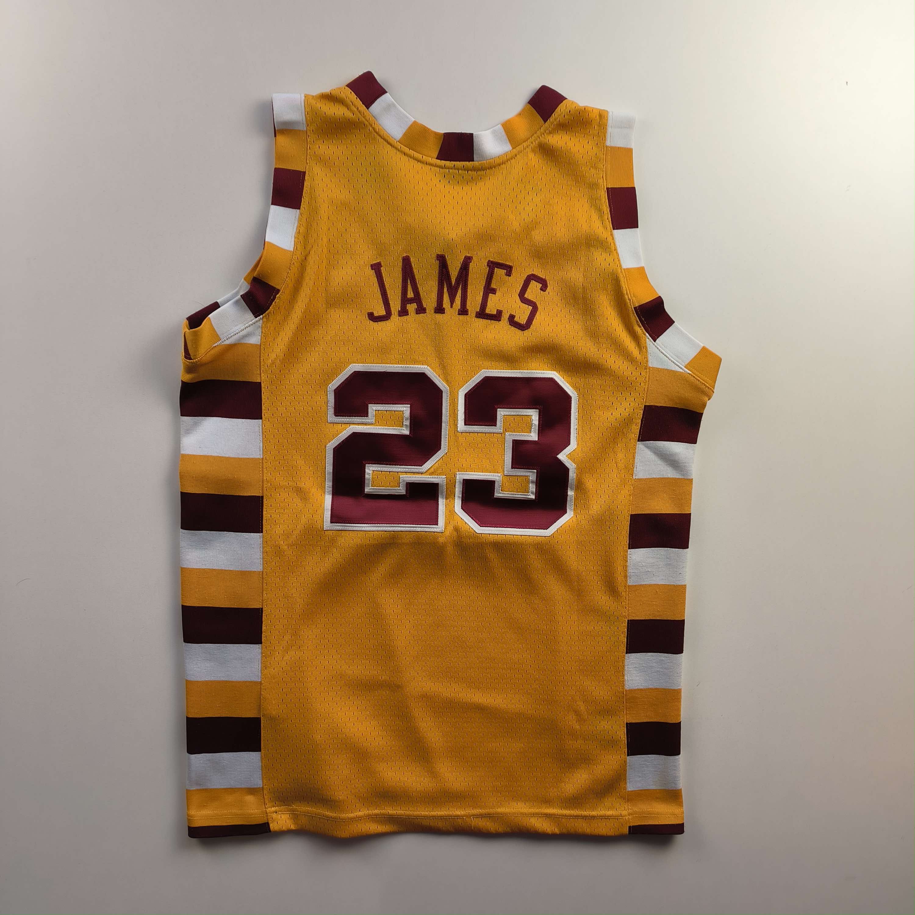 Champion Cleveland Cavaliers LeBron James HWC NBA jersey size XS Size US XS / EU 42 / 0 - 2 Thumbnail