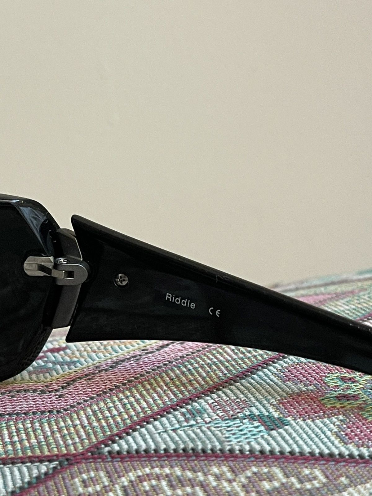 Oakley Oakley Riddle Shield Sunglasses Size ONE SIZE - 5 Thumbnail