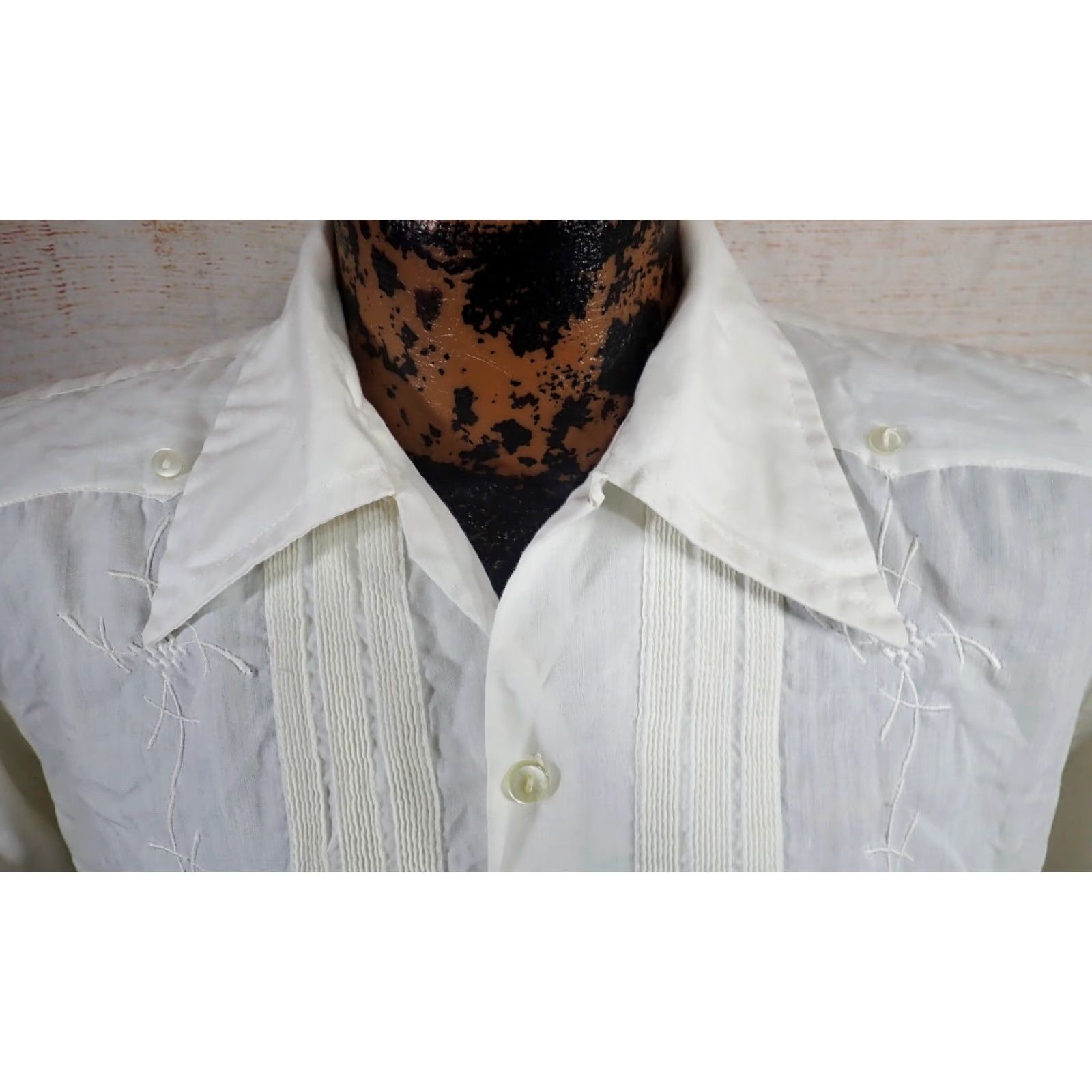 Vintage VINTAGE Caracol Shirt 60s 70s Loop Collar Guayabera Short Sleeve Button-Up White Mens M Cotton Summer Wedding Formal Casual 1960s 1970s Mexico Size 40R - 2 Thumbnail