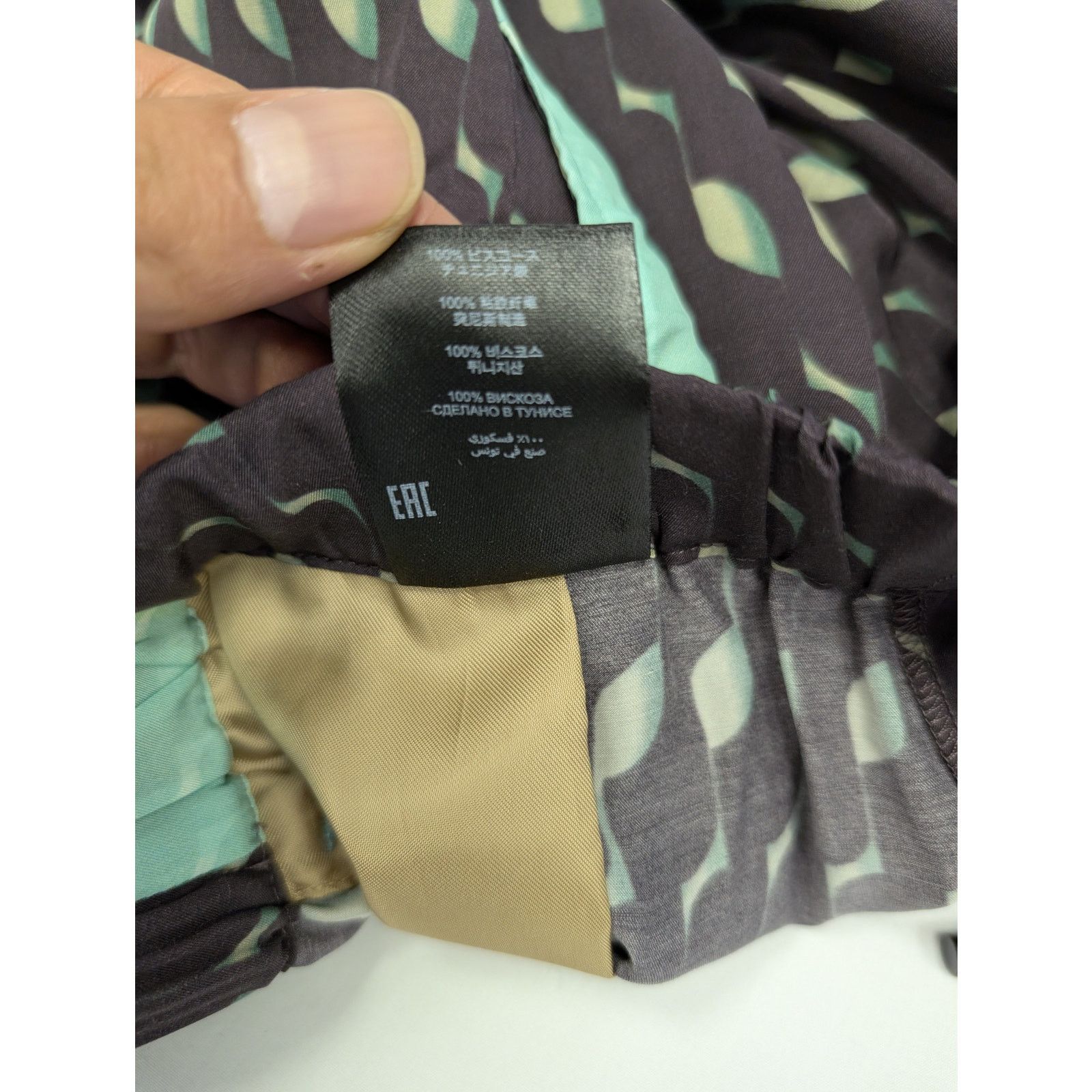 Dries Van Noten o1rshd1 Piperi Shorts in Multicolor Size US 34 / EU 50 - 12 Thumbnail