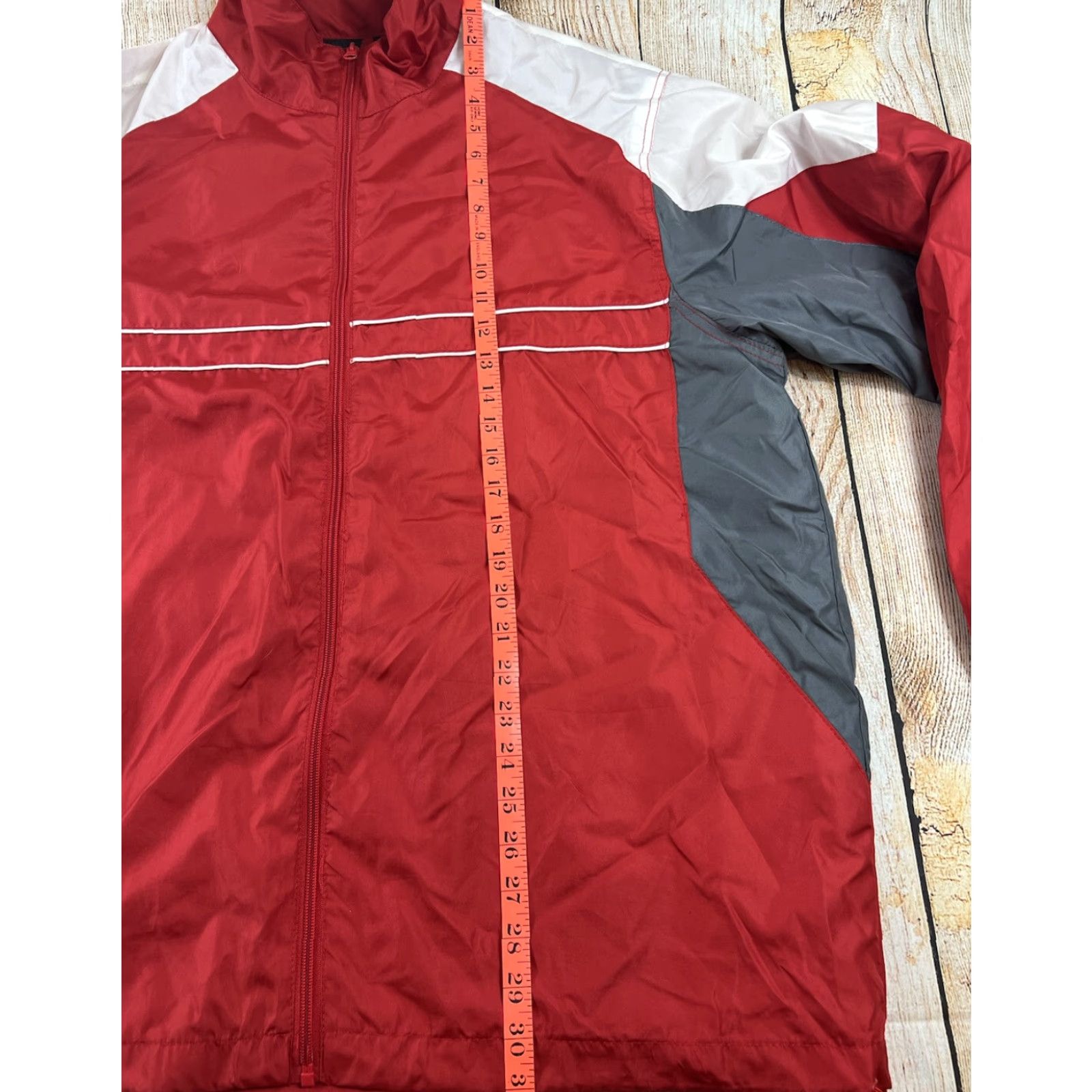 Reebok VINTAGE Reebok Windbreaker Jacket White XL Men Jacket Windbreaker, Red White Size XL Size US XL / EU 56 / 4 - 5 Thumbnail