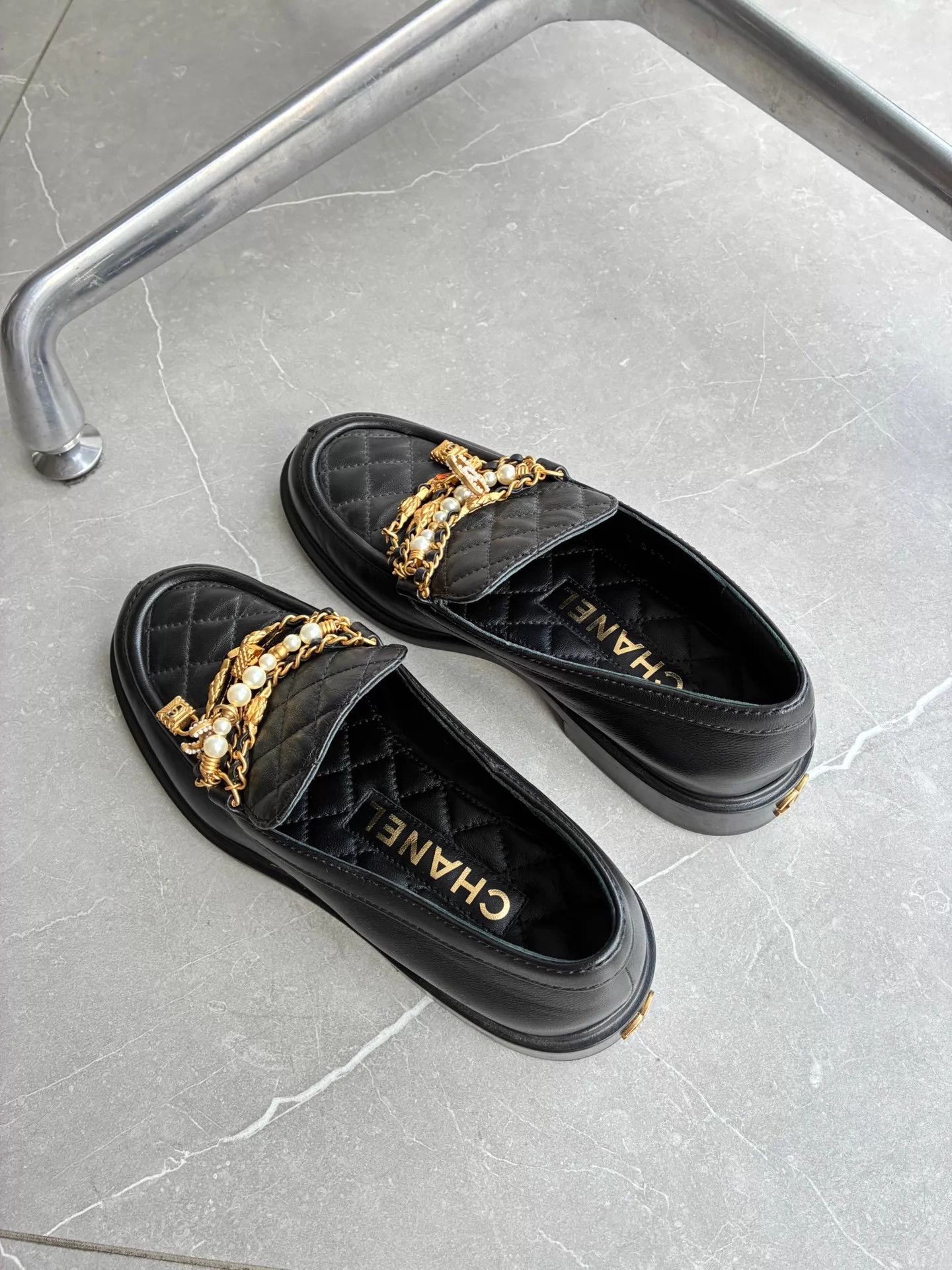 Chanel Chanel Black Quilted Pearl Black & Gold Chain Loafer 37 Size US 6.5 / IT 36.5 - 2 Thumbnail