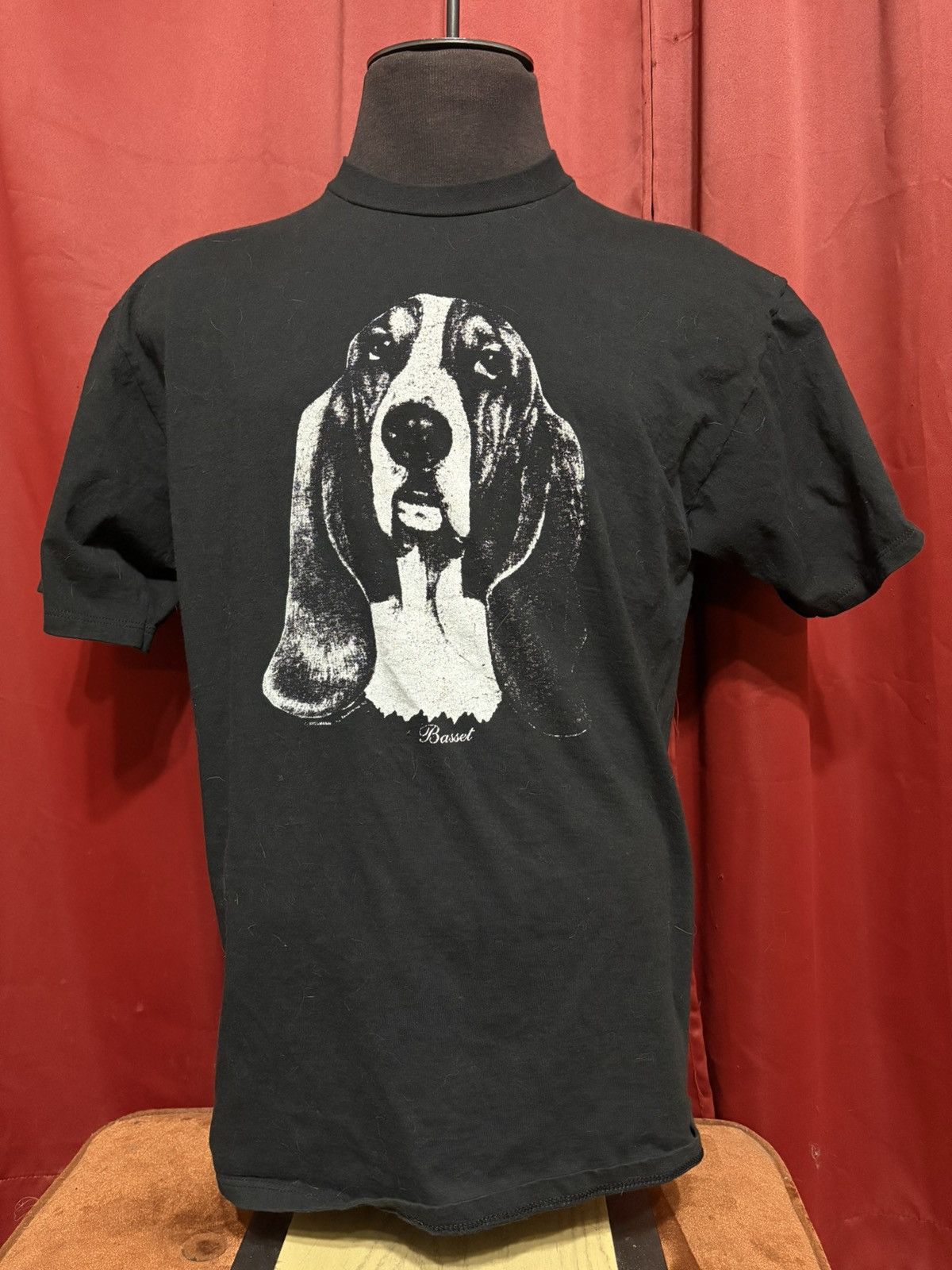 Vintage Vintage Basset Hound Dog Tshirt 90’s B & W Dog Lover Tee Size US XL / EU 56 / 4 - 1 Thumbnail