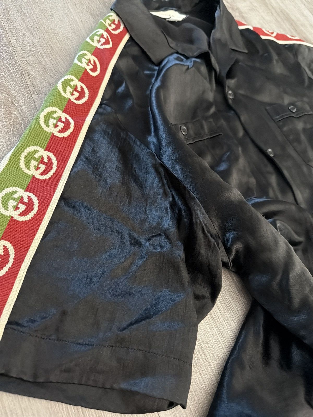 Gucci Gucci Black Satin Bowling Shirt Size US L / EU 52-54 / 3 - 5 Thumbnail