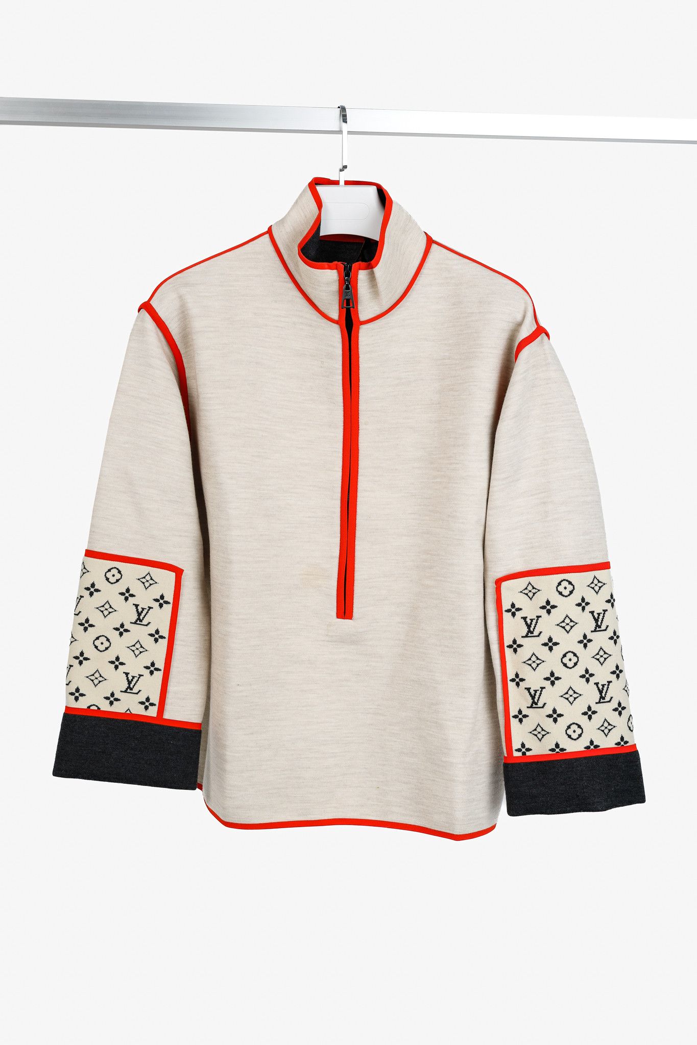 Louis Vuitton Louis Vuitton Off-White Monogram Vivid Trim Pullover Size S / US 4 / IT 40 - 1 Thumbnail
