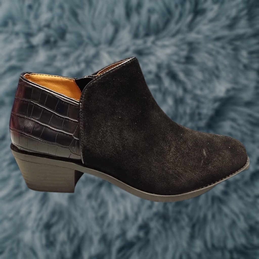 Vionic Vionic Marissa Boots Womens 7.5 Black Suede Embossed Water Repellent Wool? Size US 8 / IT 38 - 1 Thumbnail